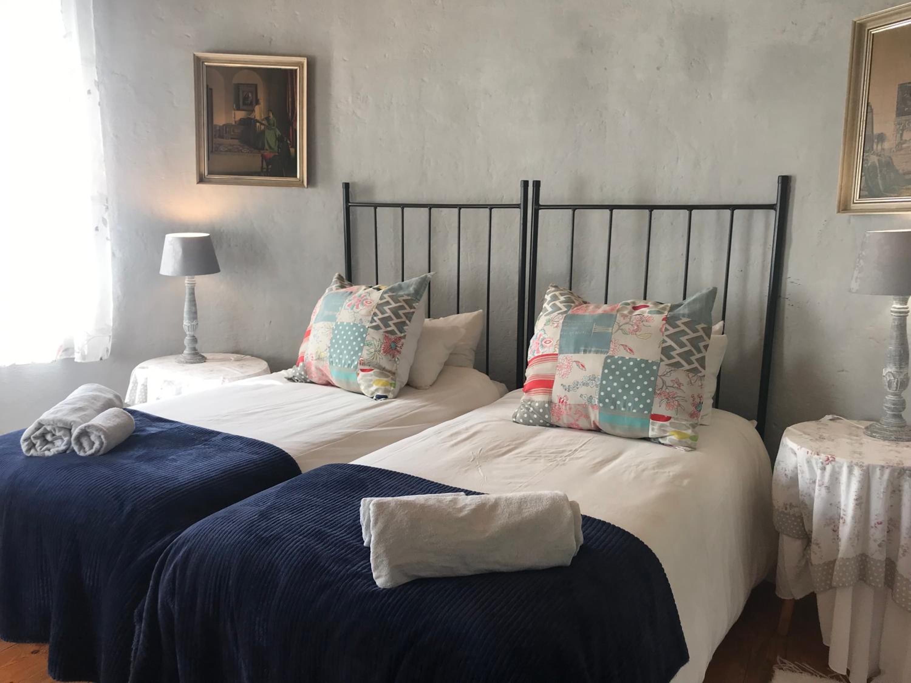 Double or Twin Room - Photo 4