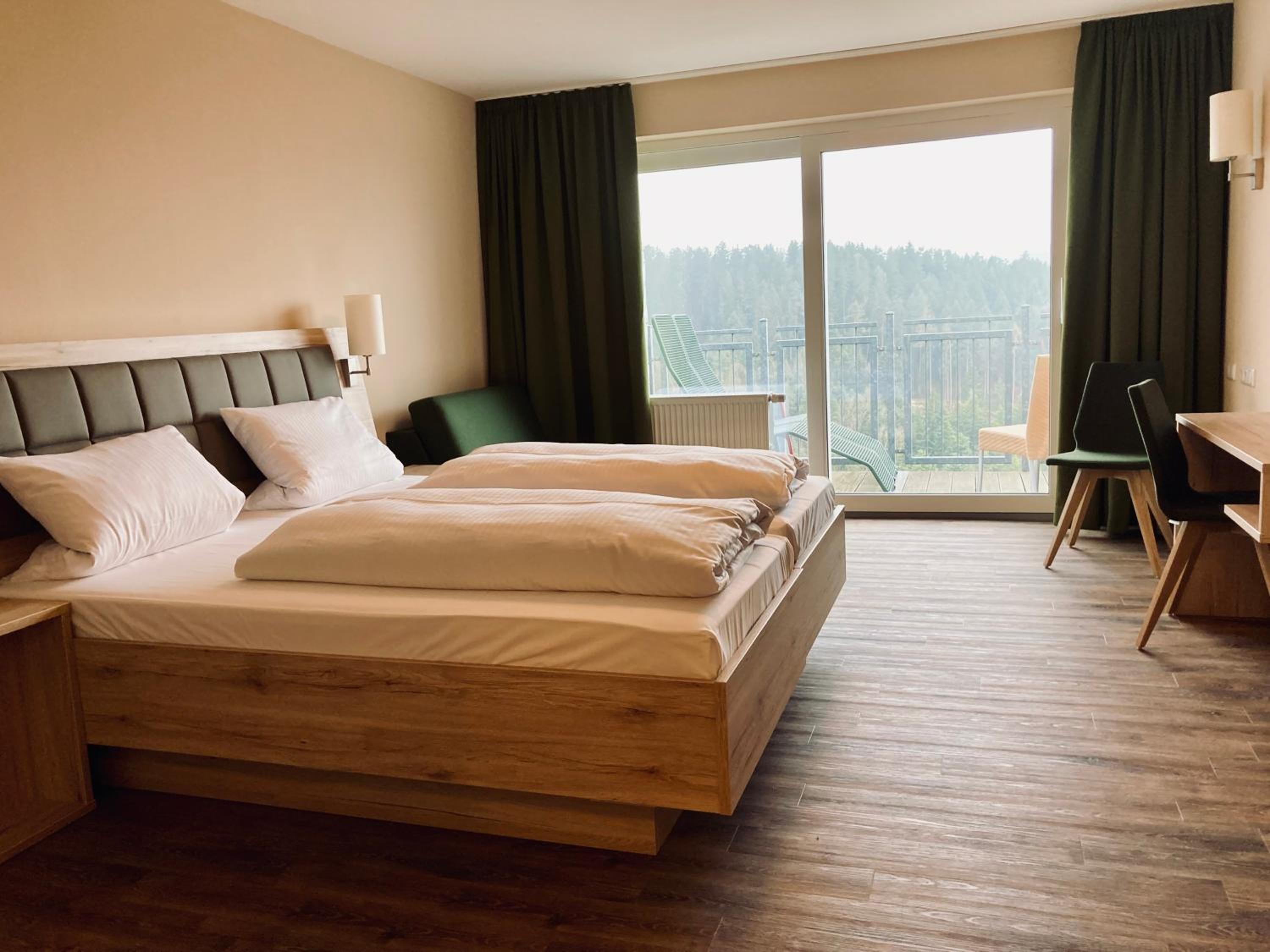 Doppelzimmer mit Panoramablick - Photo 2