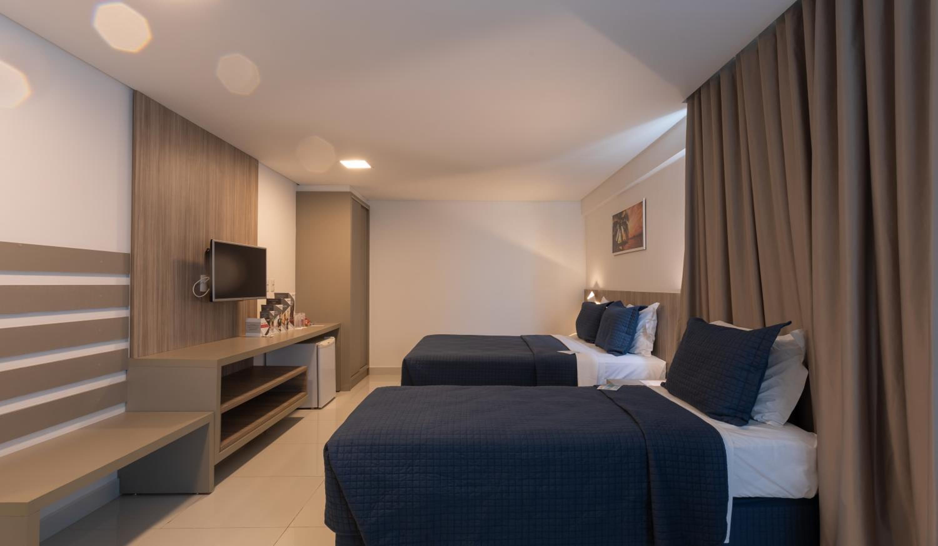 Deluxe Suite photo 2