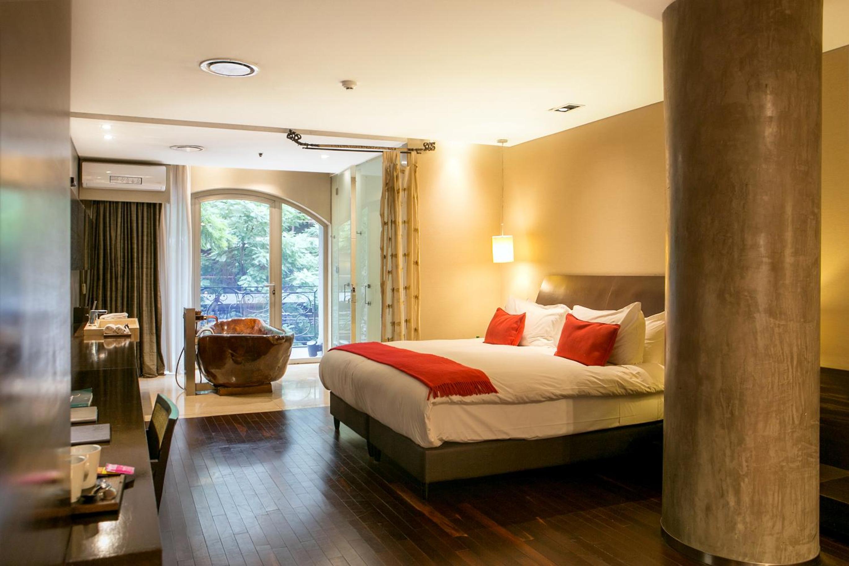Available room