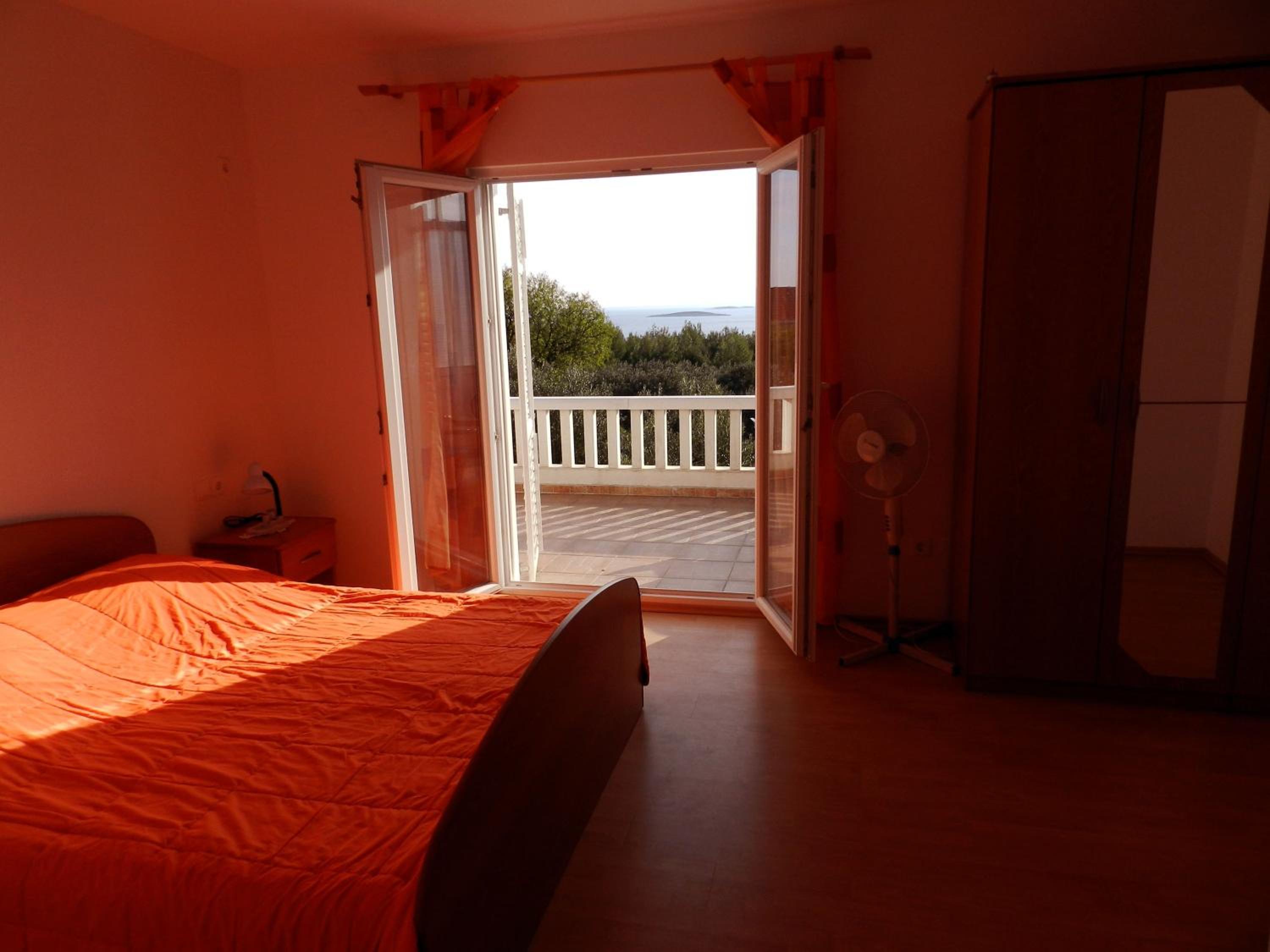 Apartment with Balcony photo 1