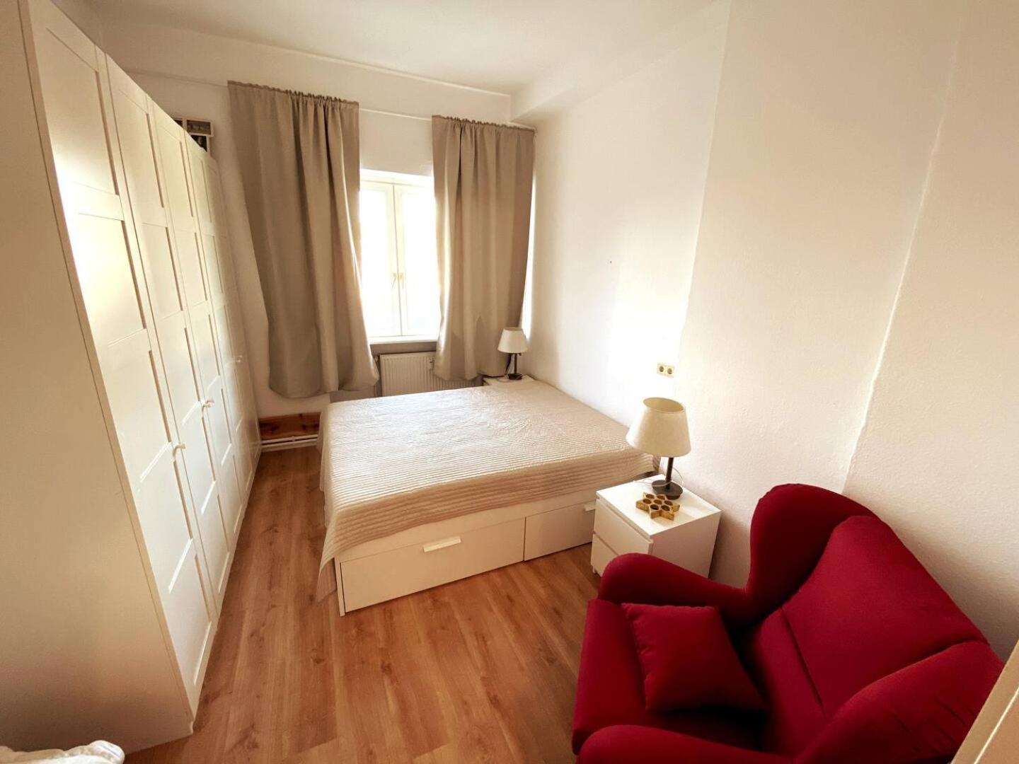 Two-Bedroom Apartment - Photo 2