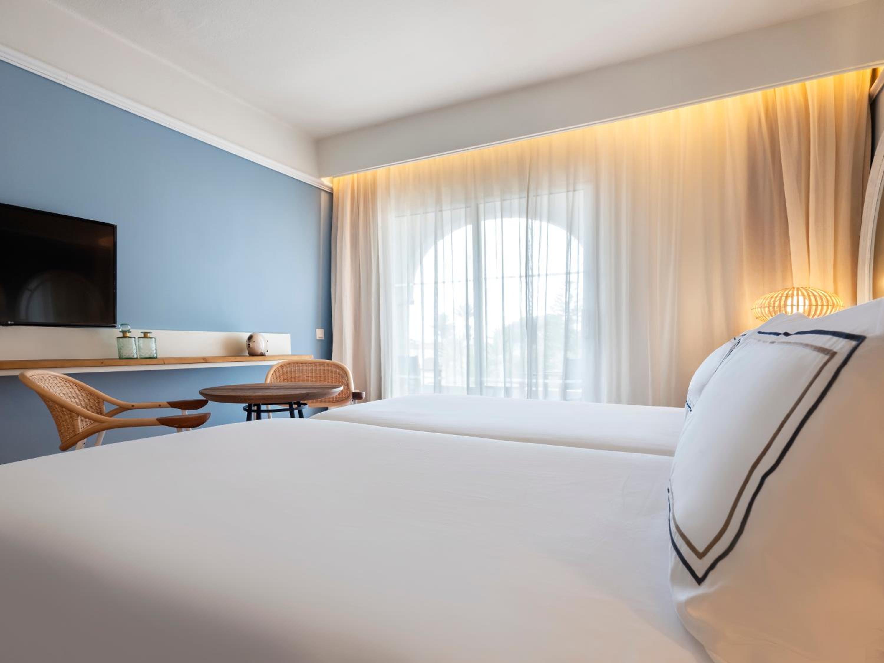 Premium Room - Photo 4