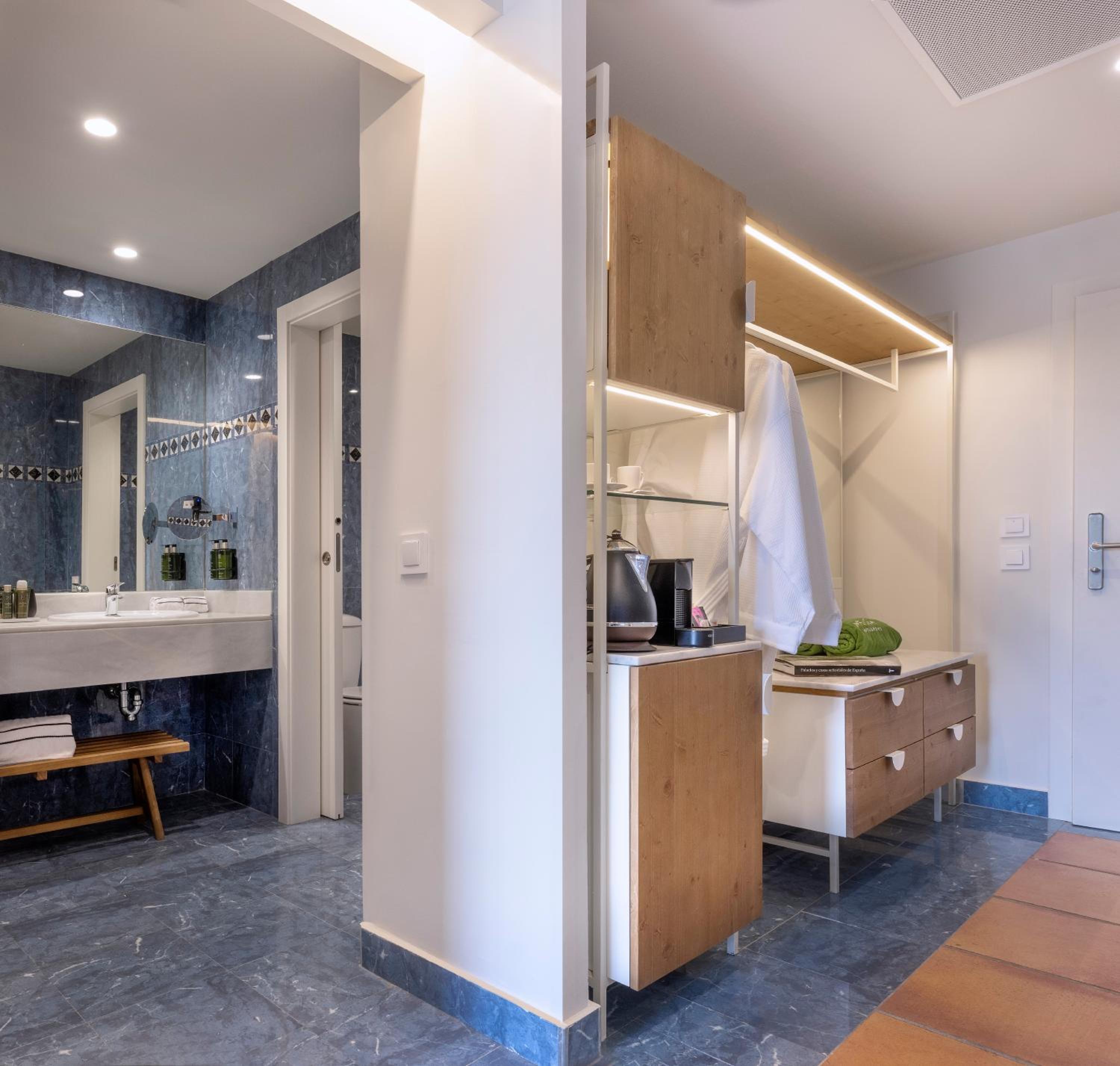 The Level Room with Sea View - Photo 10