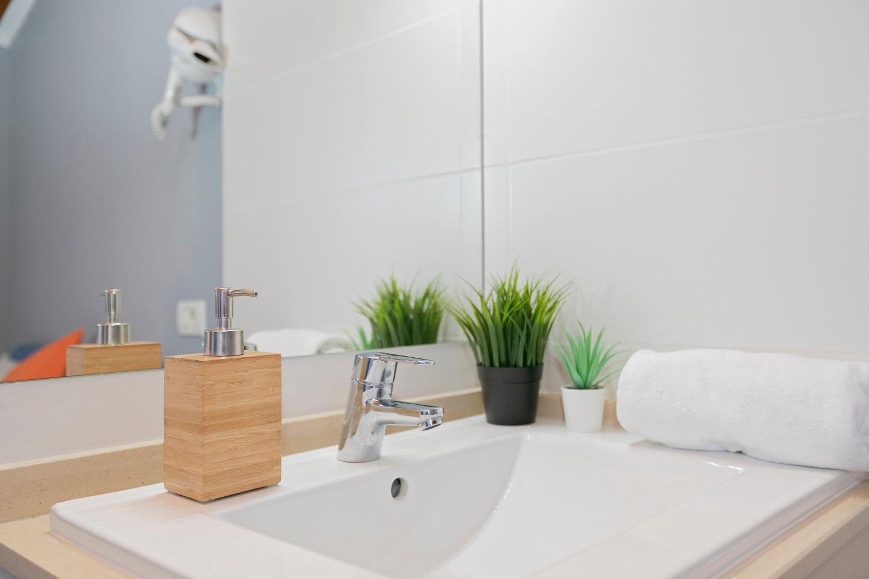 Double Room with Private Bathroom photo 3