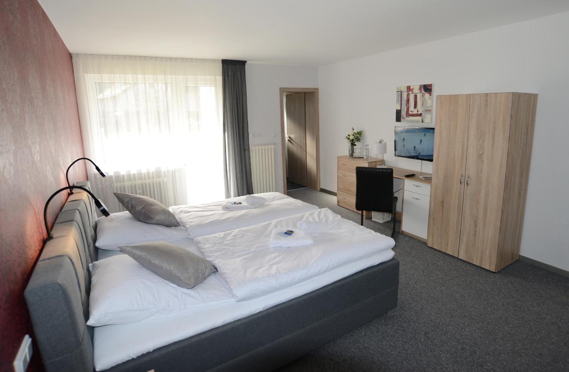 Double Room - Photo 17