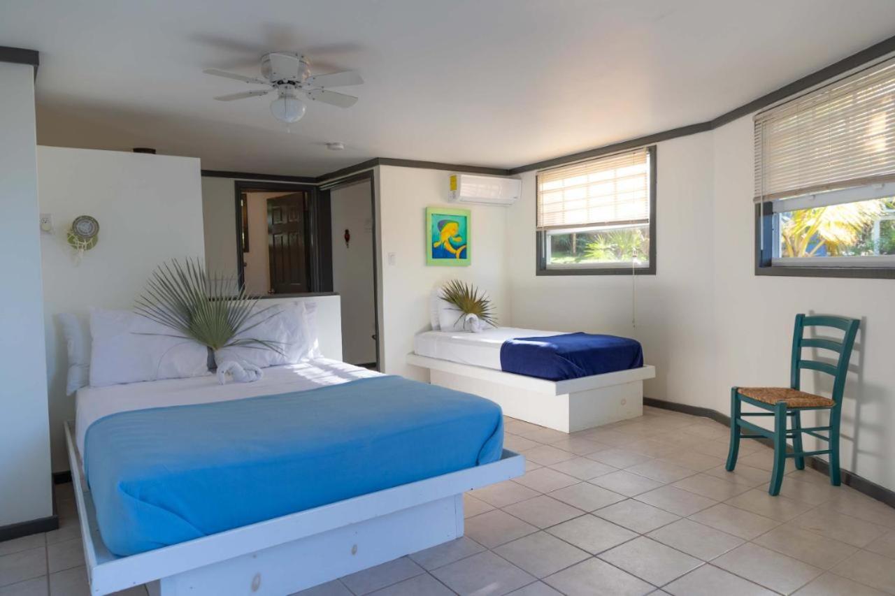 The Sunset Cove and Rainbow Room photo 2