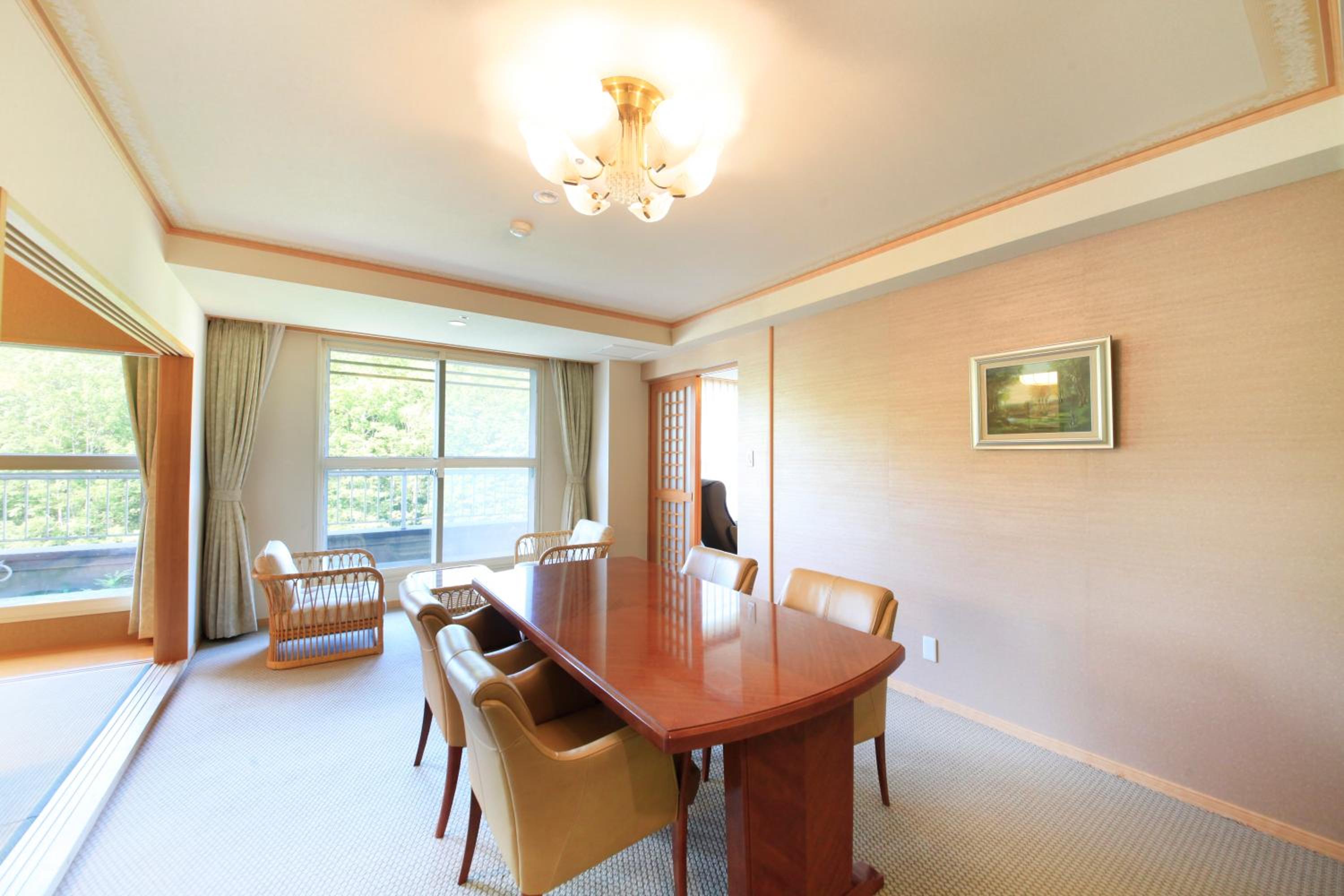 Superior Room with Tatami Area and Open-Air Bath - Non-Smoking photo 3
