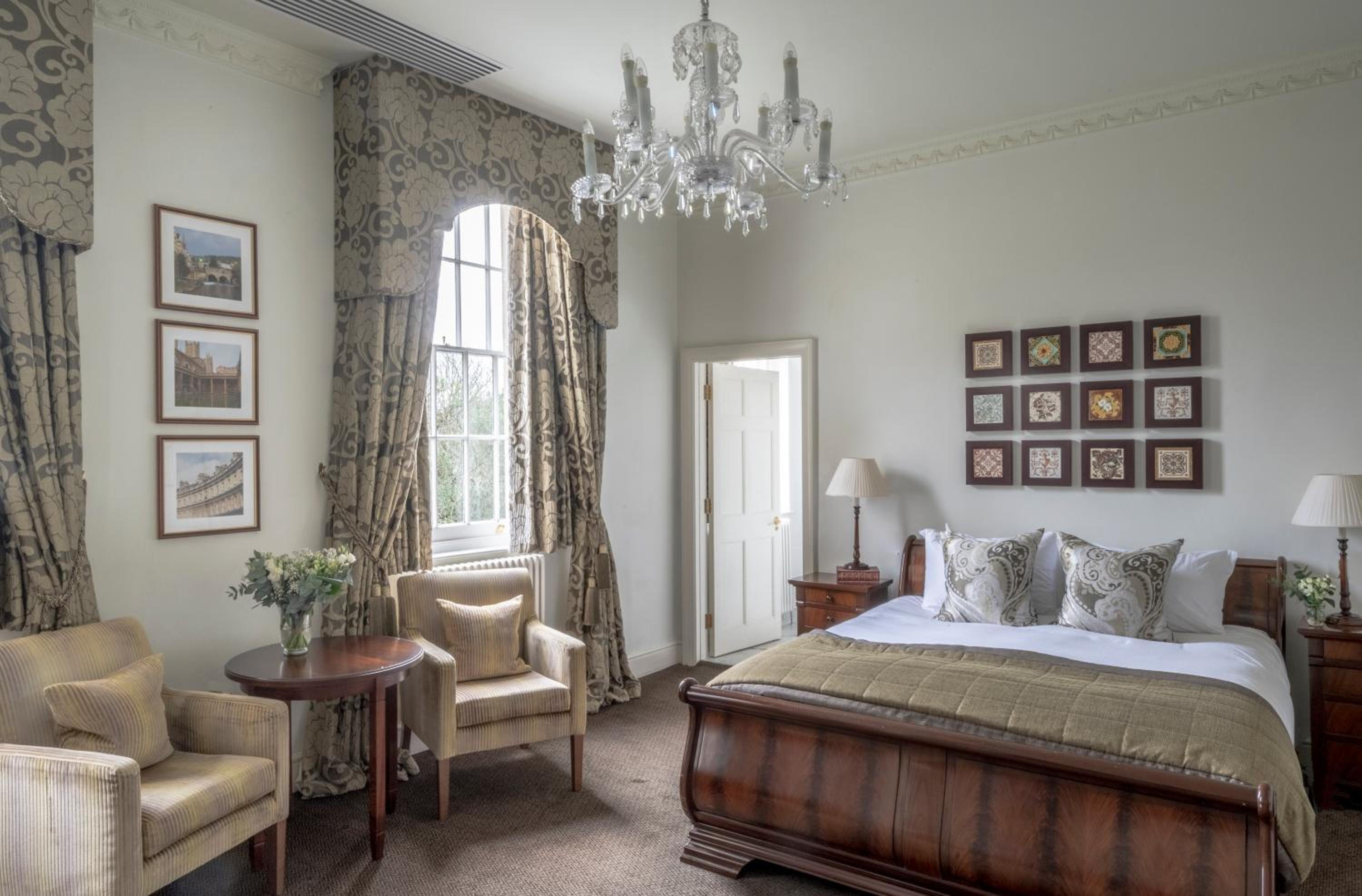 Mansion House Deluxe Double photo 3