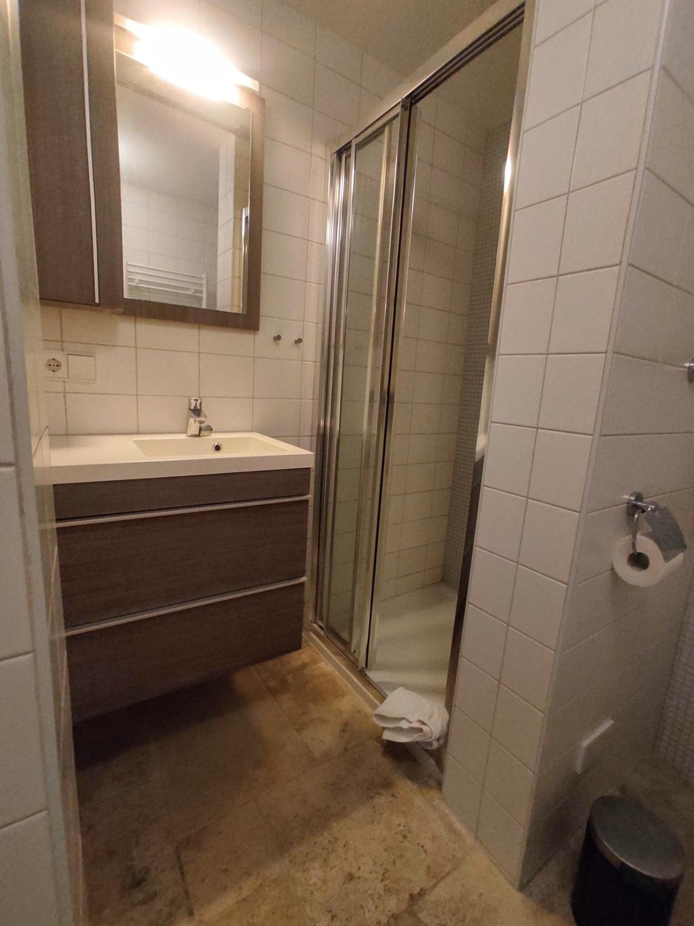 Apartment - Ground Floor photo 2
