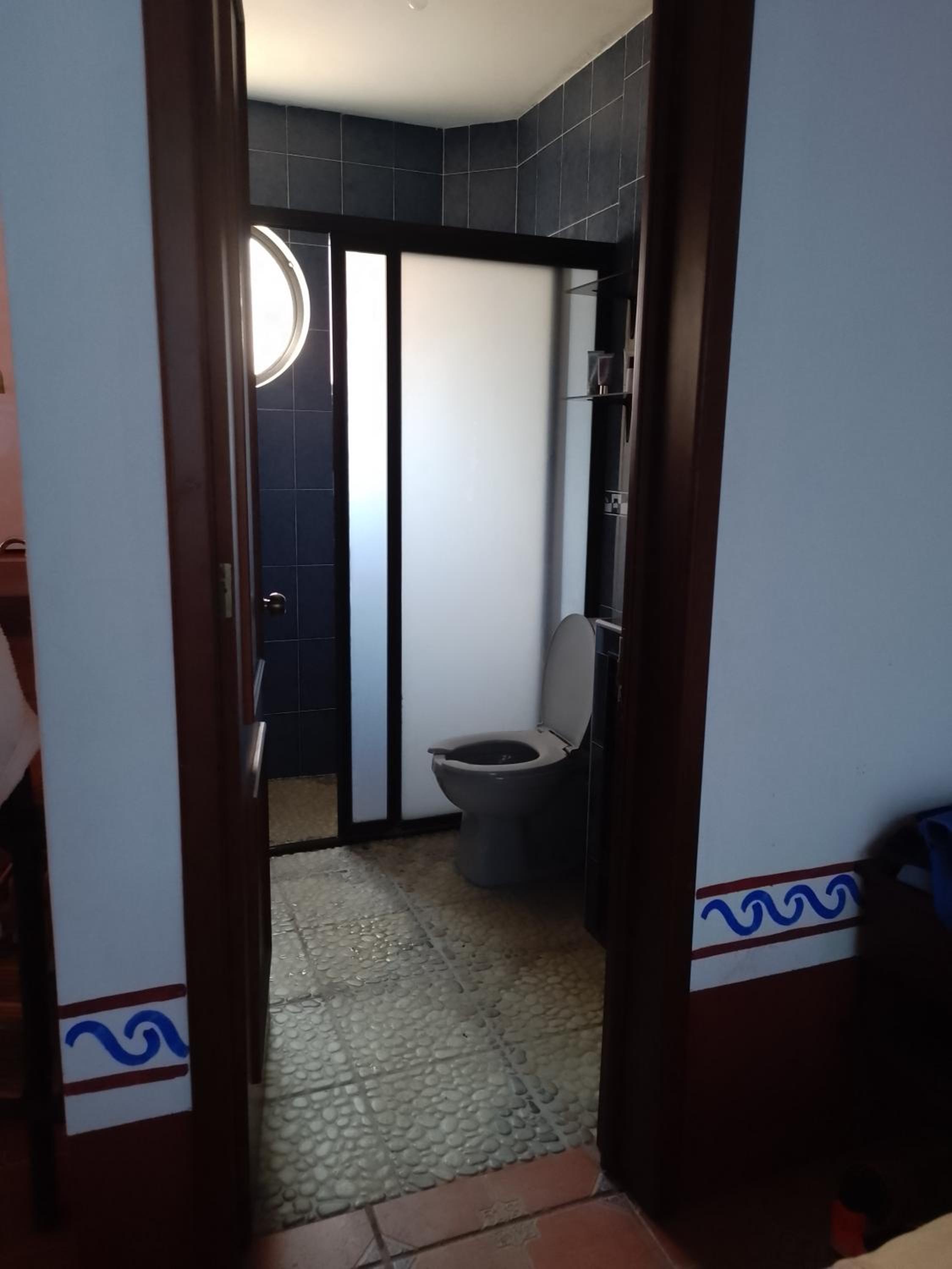 Budget Double Room - Photo 2