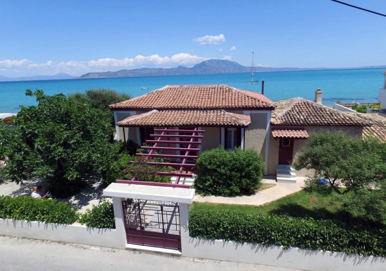 Villa - Beach Front - Photo 42