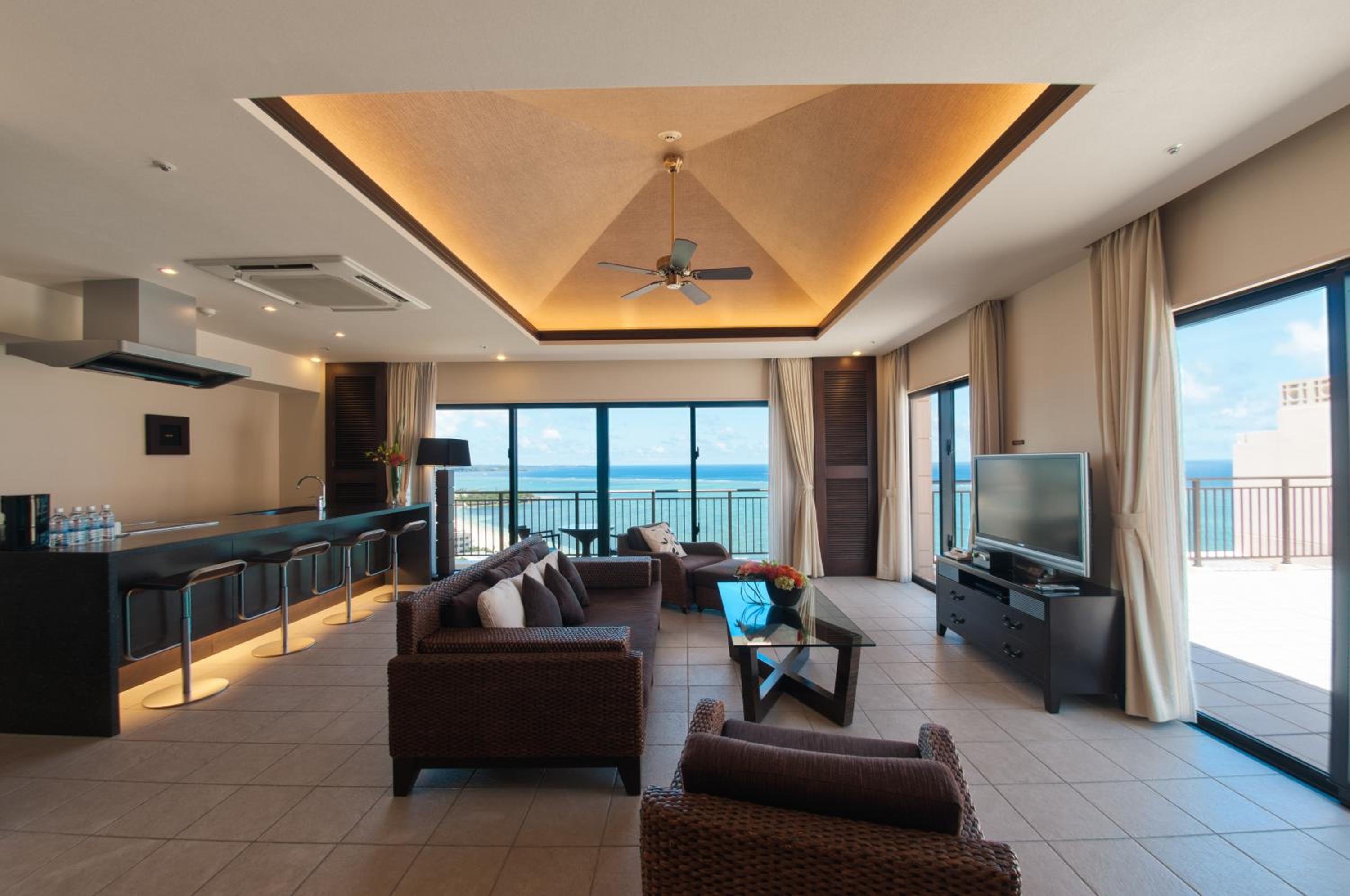 Kafuu Suite in Hotel Bldg (Quadruple Occupancy) - Photo 1