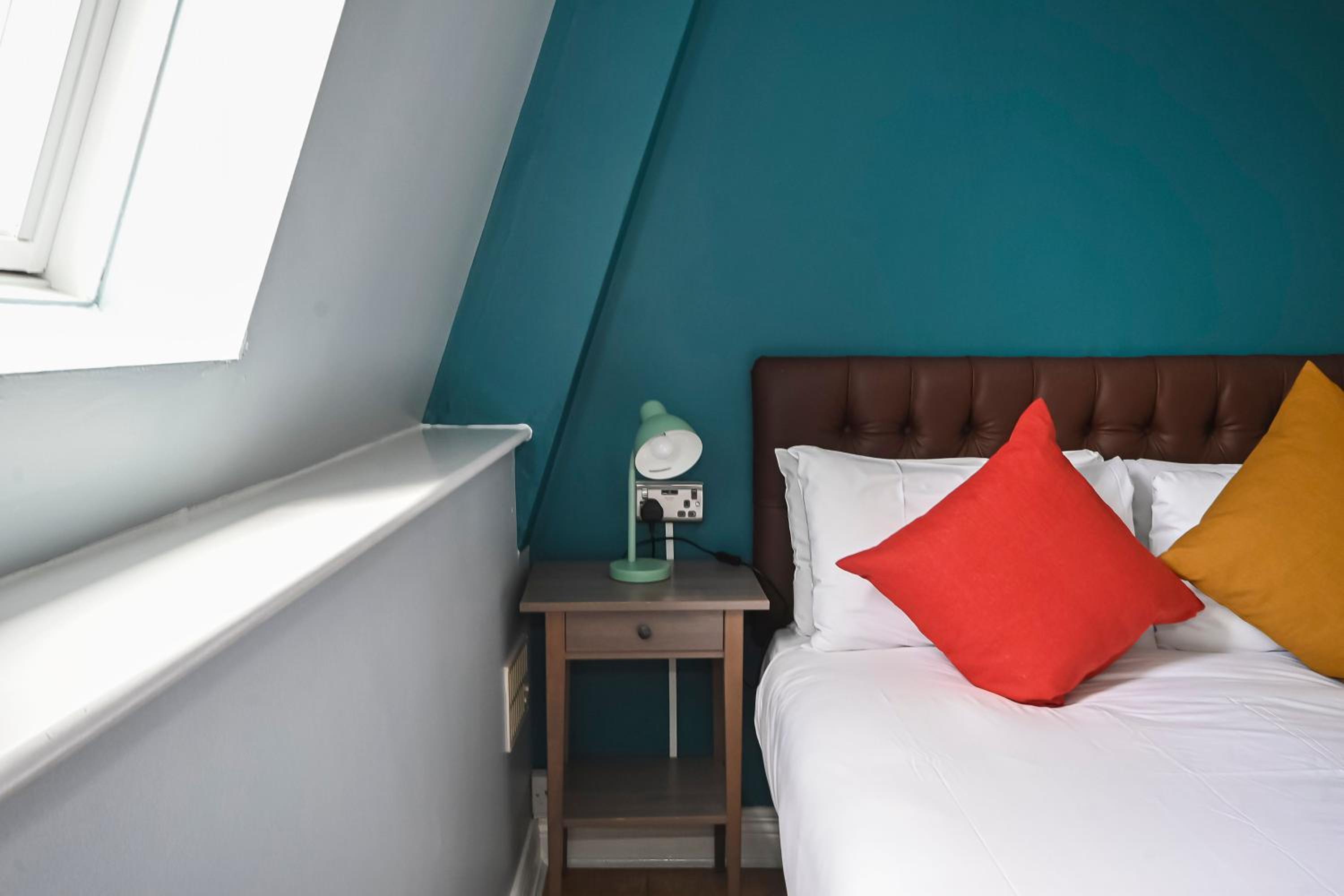 Two-Bedroom Apartment (4 Adults)