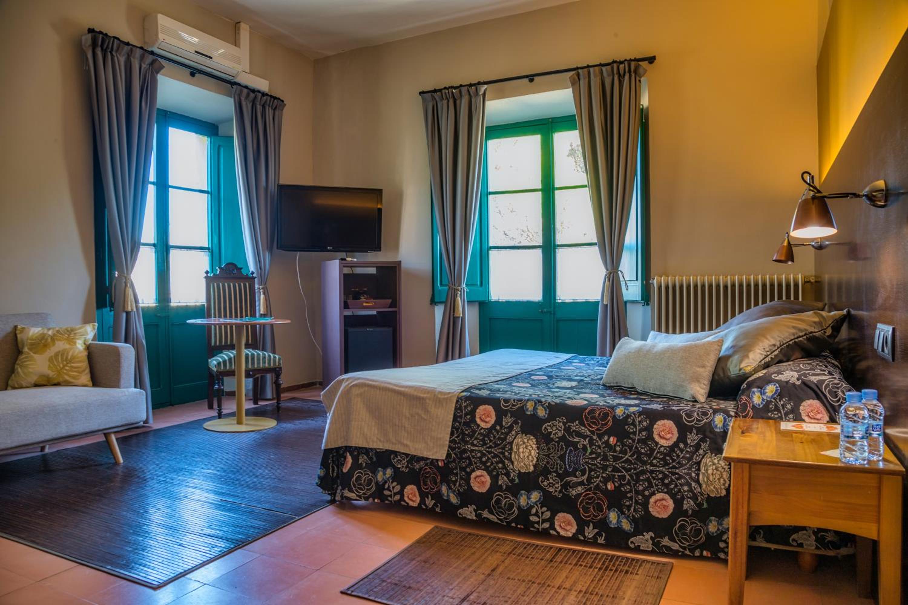Habitación Doble con Vista a la Ciudad