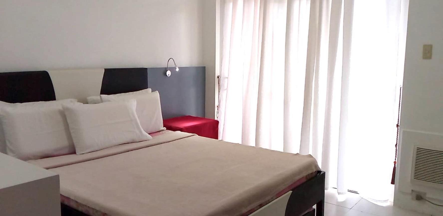 Studio Apartment - Photo 46