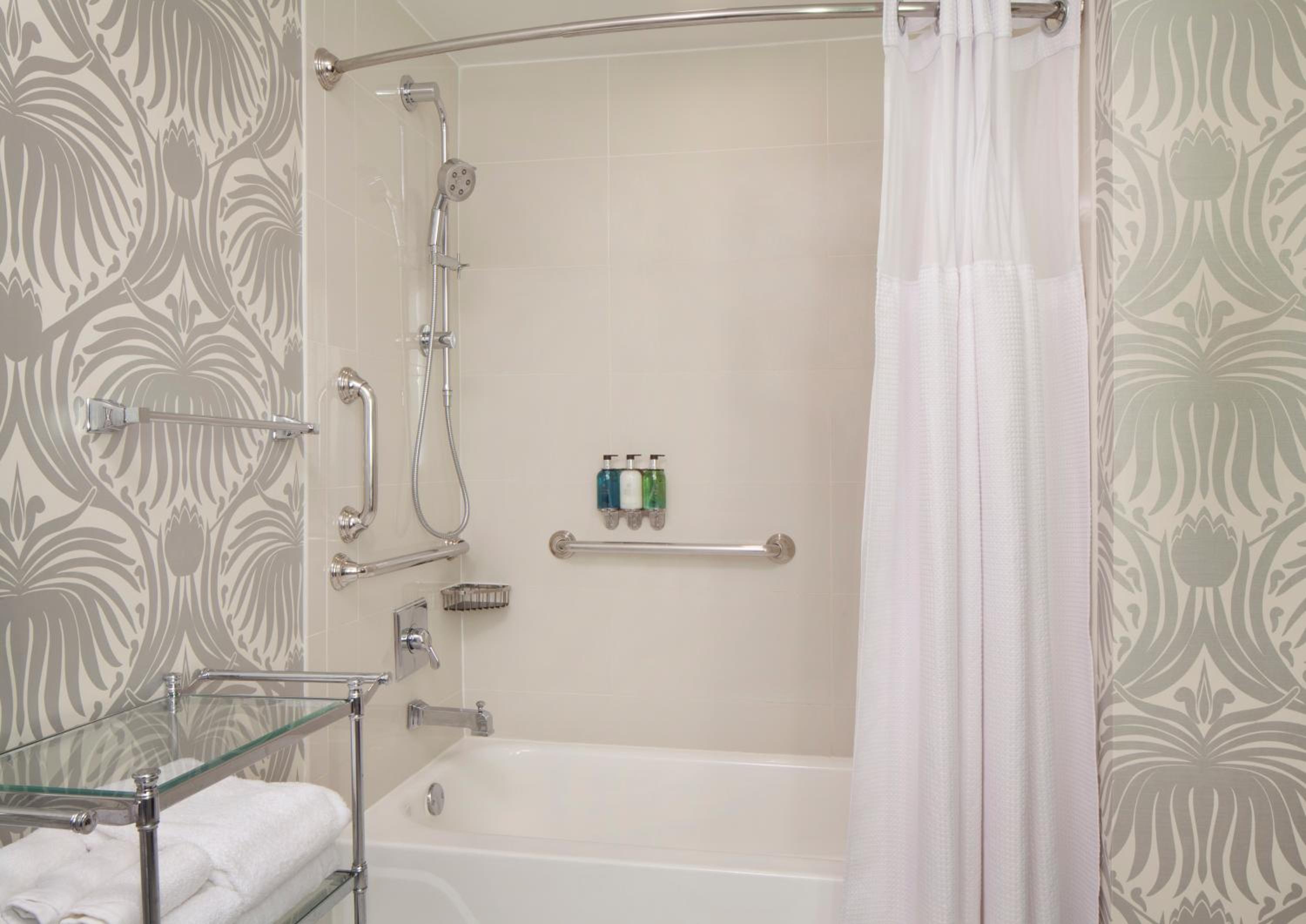 Double Room - Photo 5