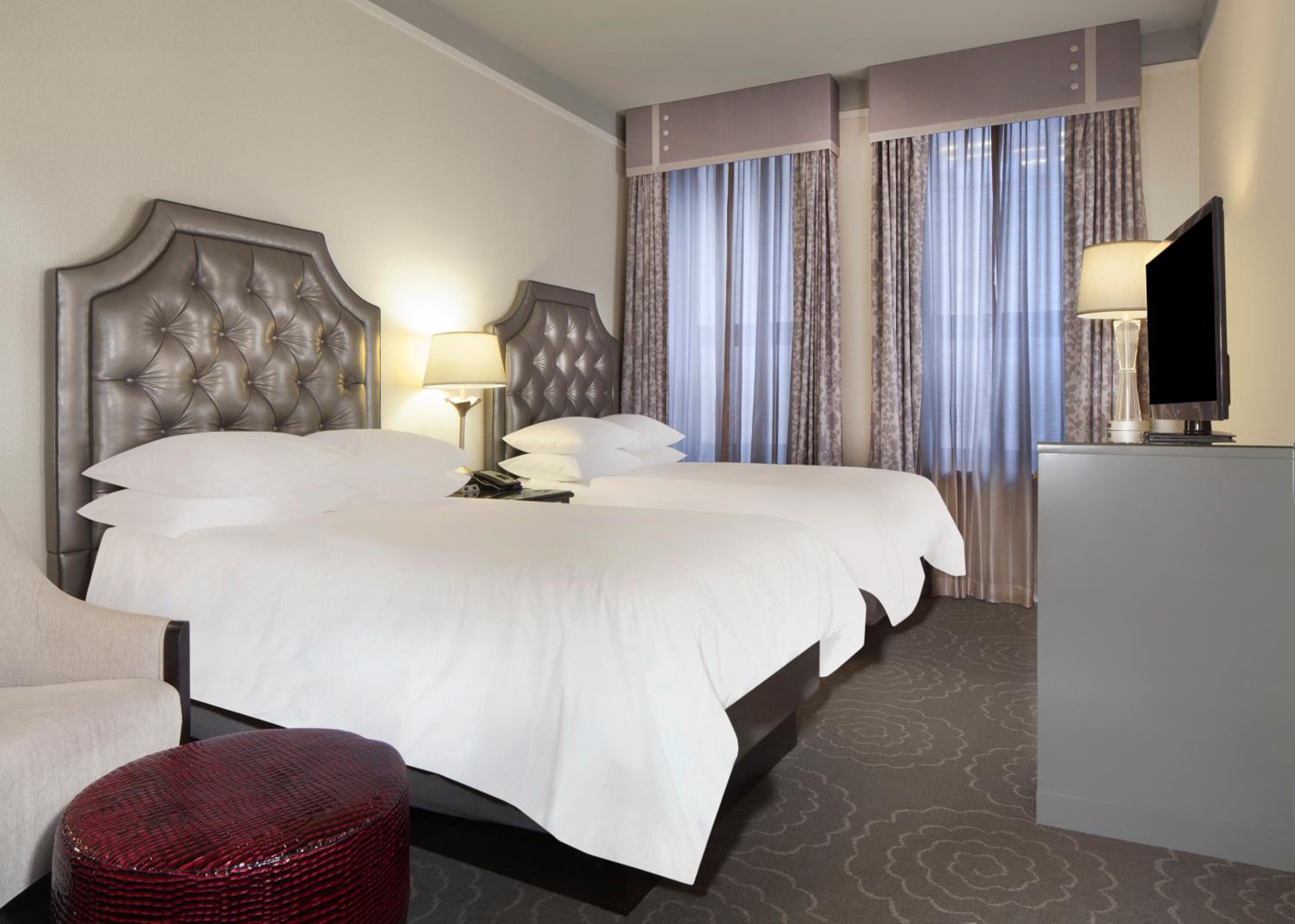 Deluxe Double Room with Two Double Beds - Photo 5