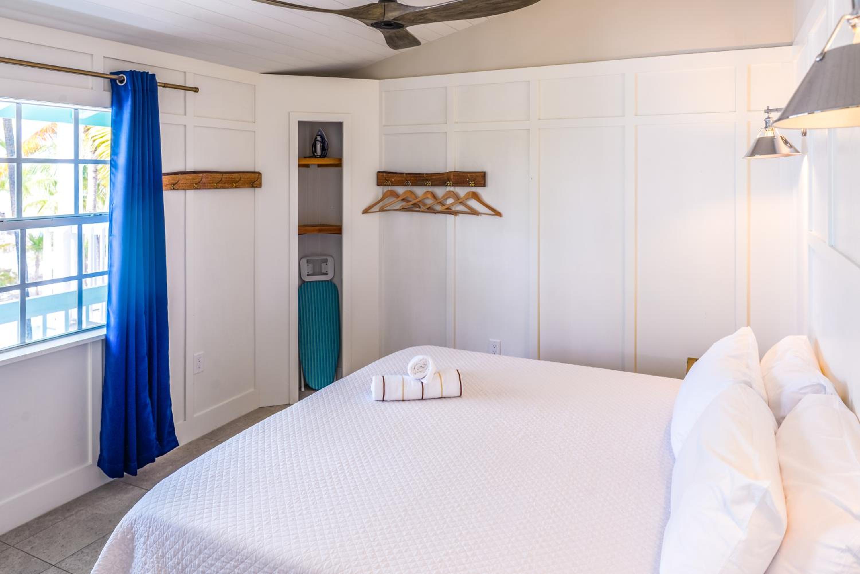 Waterfront Treehouse Two Bedroom Master Suite