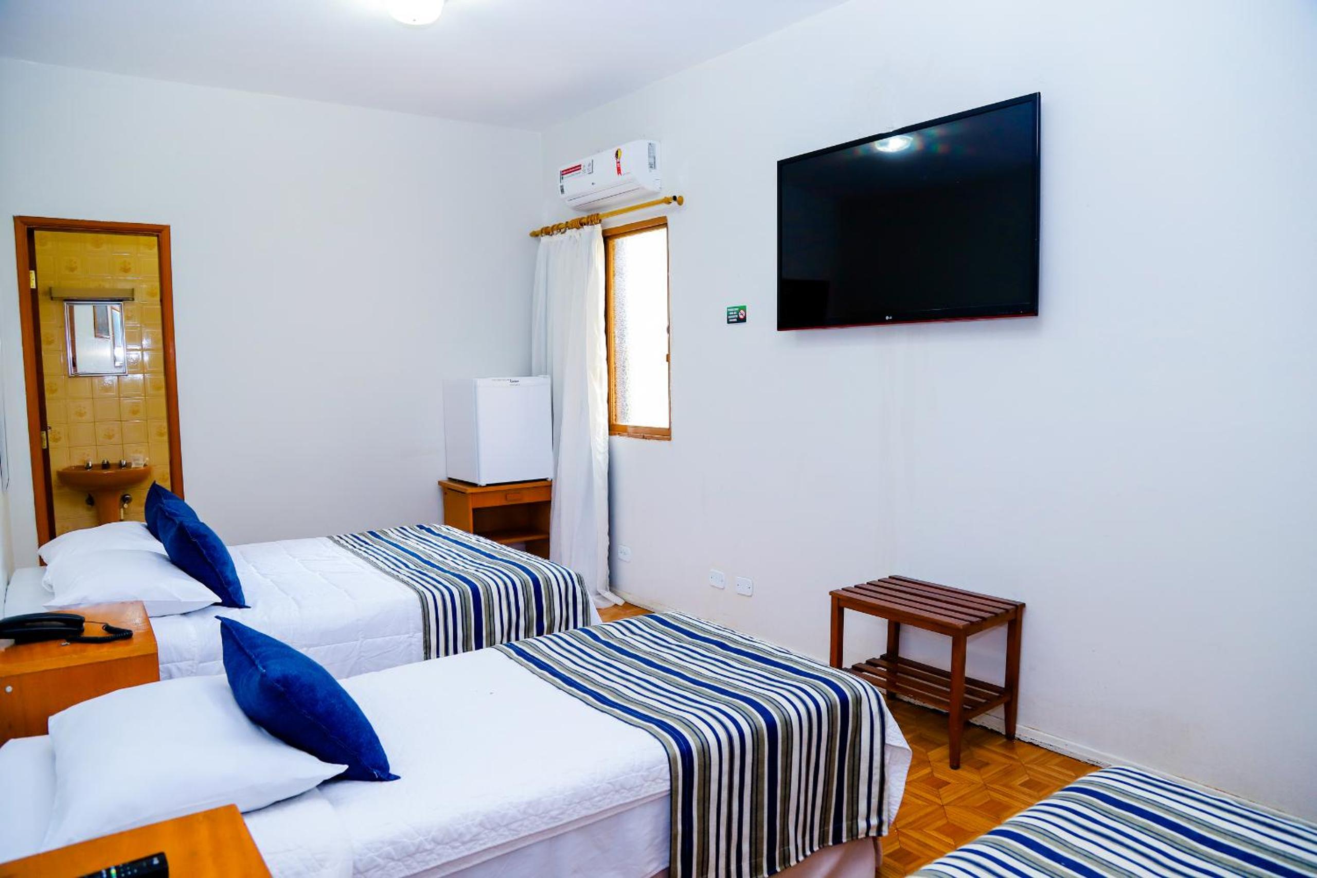 Superior Quadruple Room - Photo 4