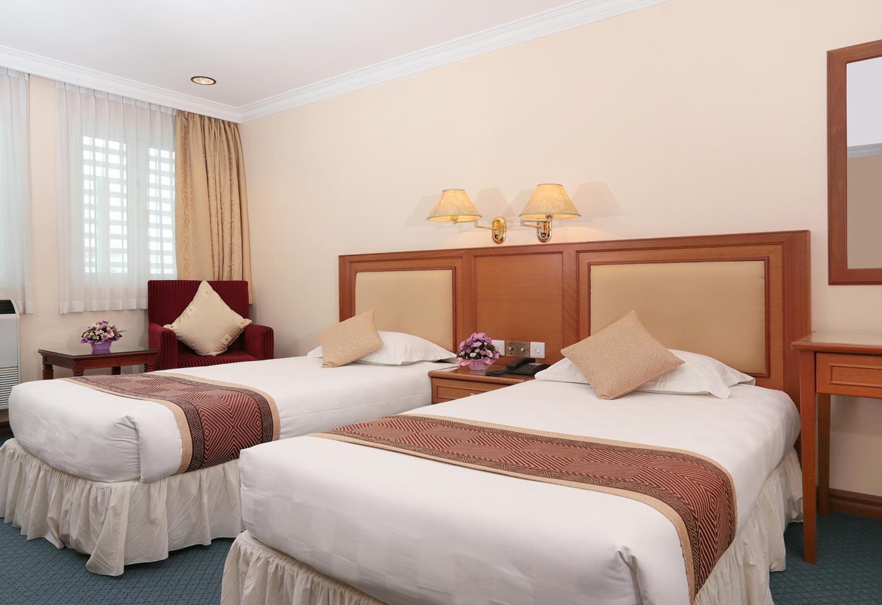 Standard Twin Room photo 2