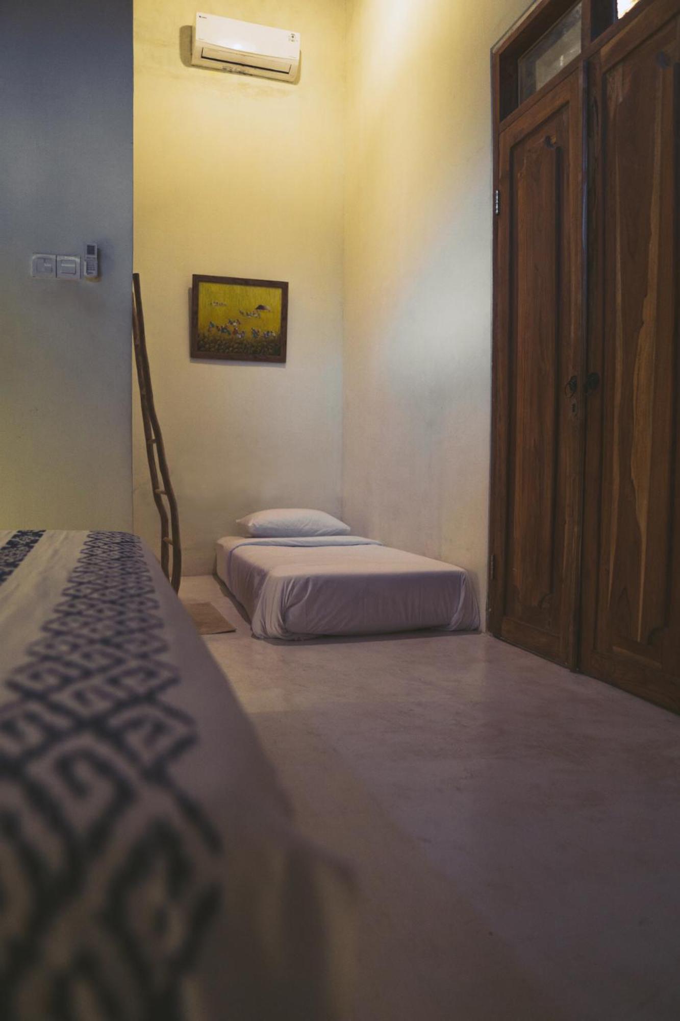 Standard King Room - Photo 2