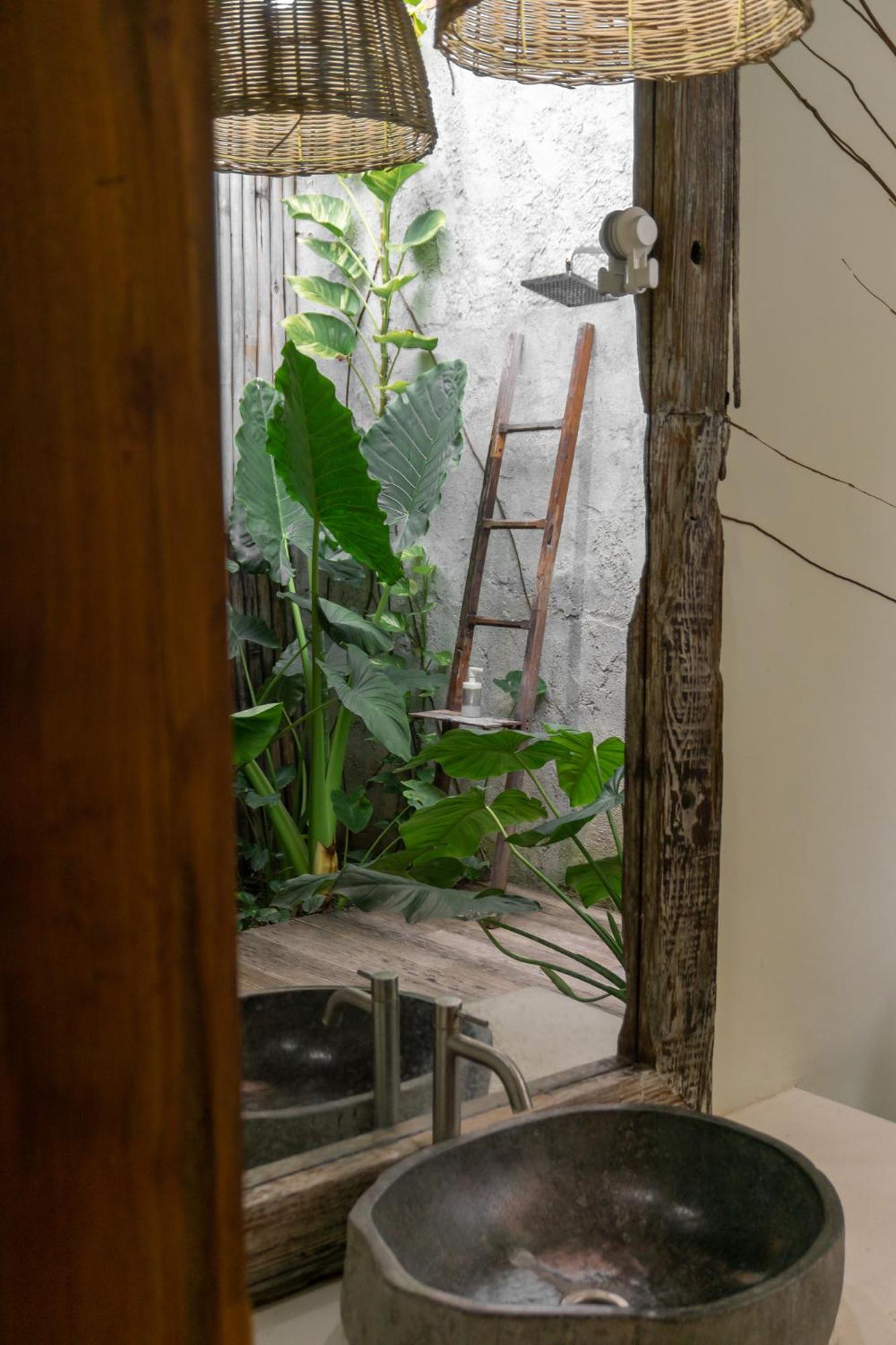 Double Room with Garden View - Photo 24