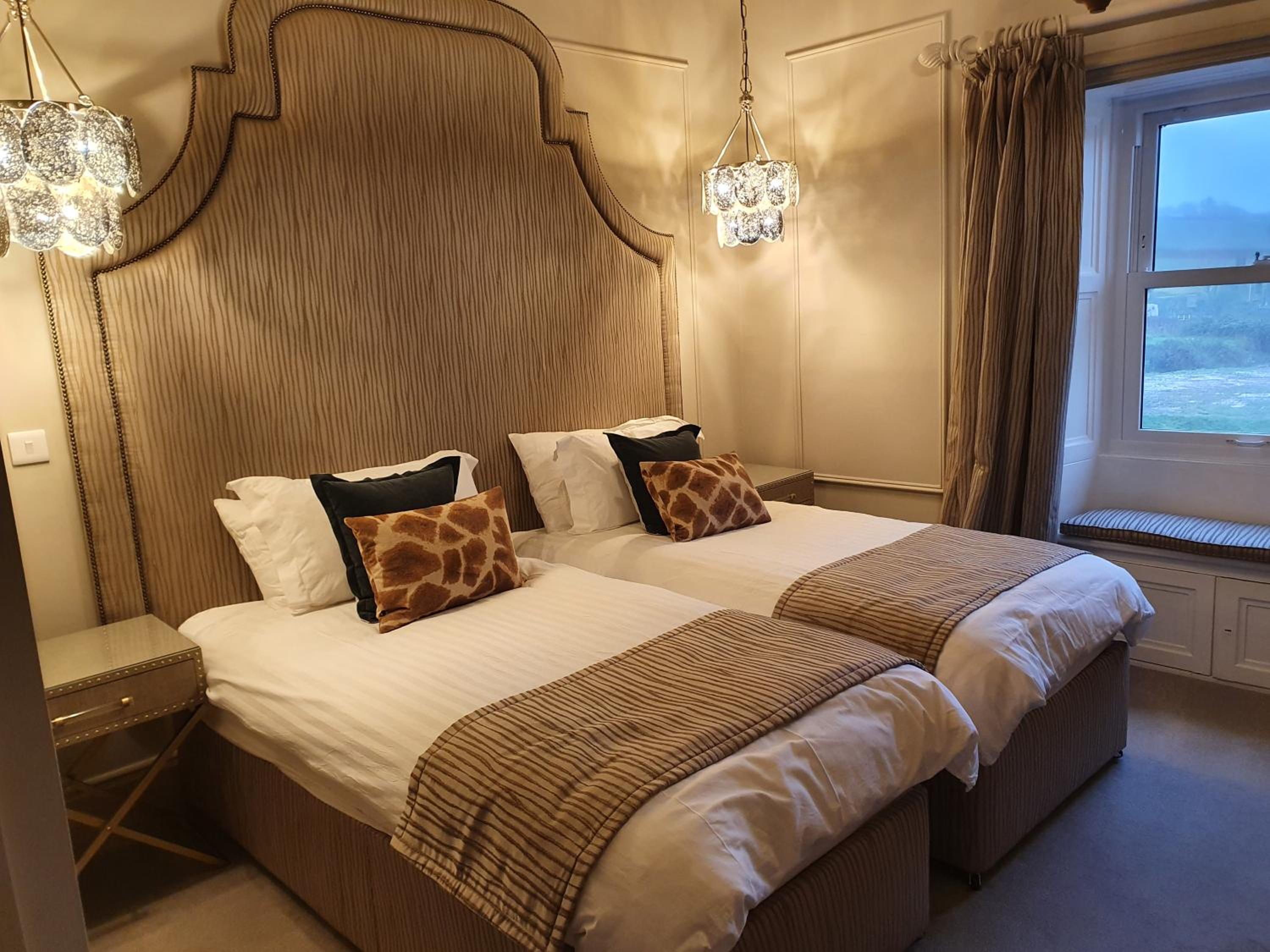 Superior King or Twin Room - Photo 1