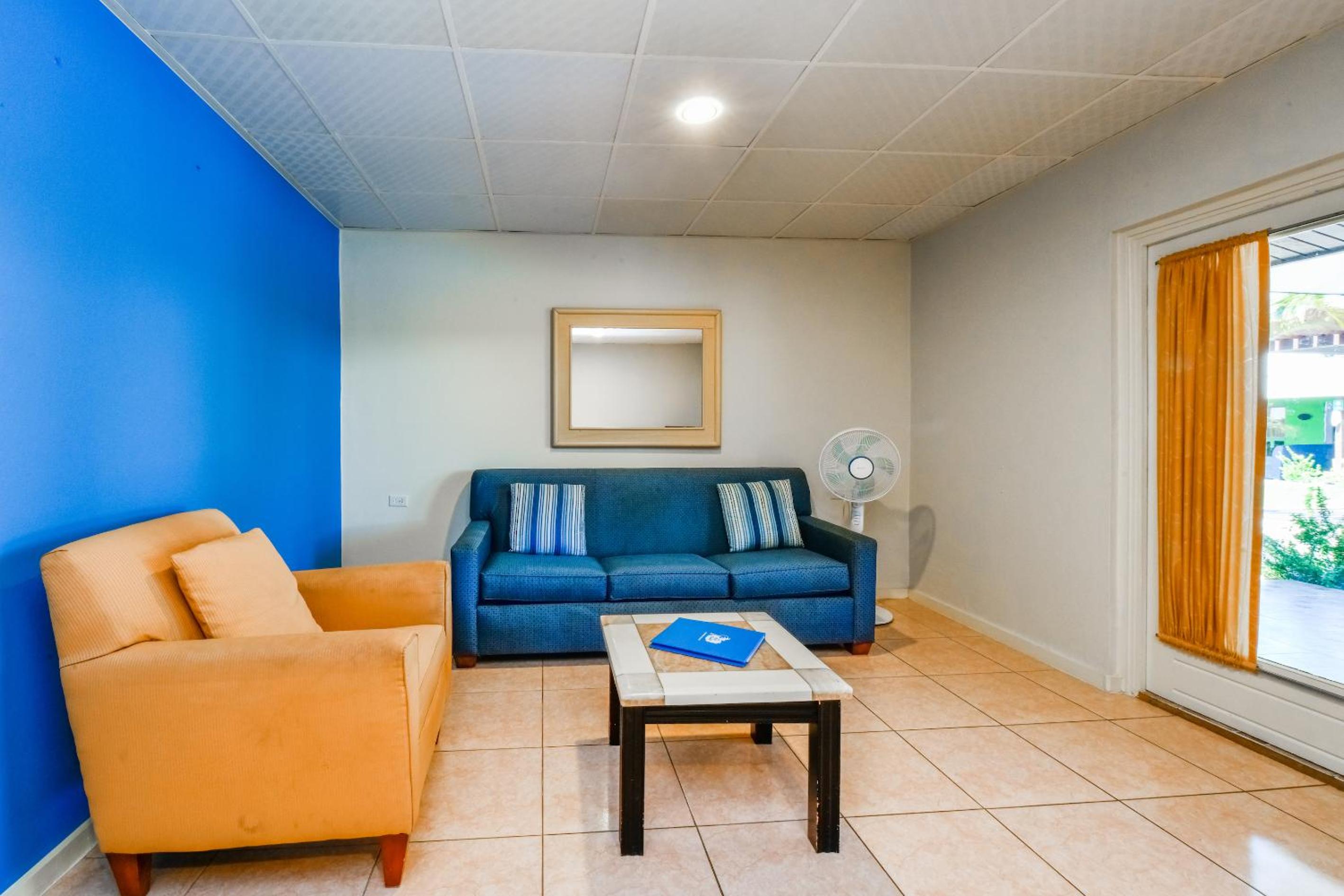 Two-Bedroom Suite photo 3