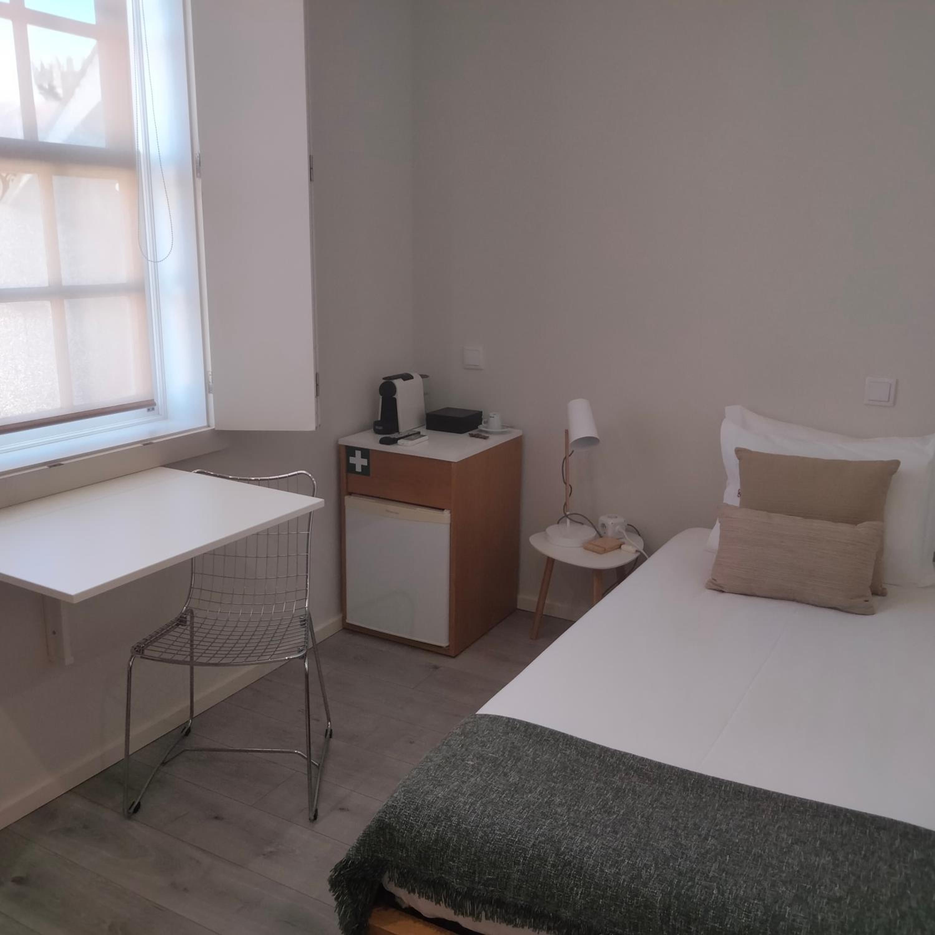 Single Room photo 2