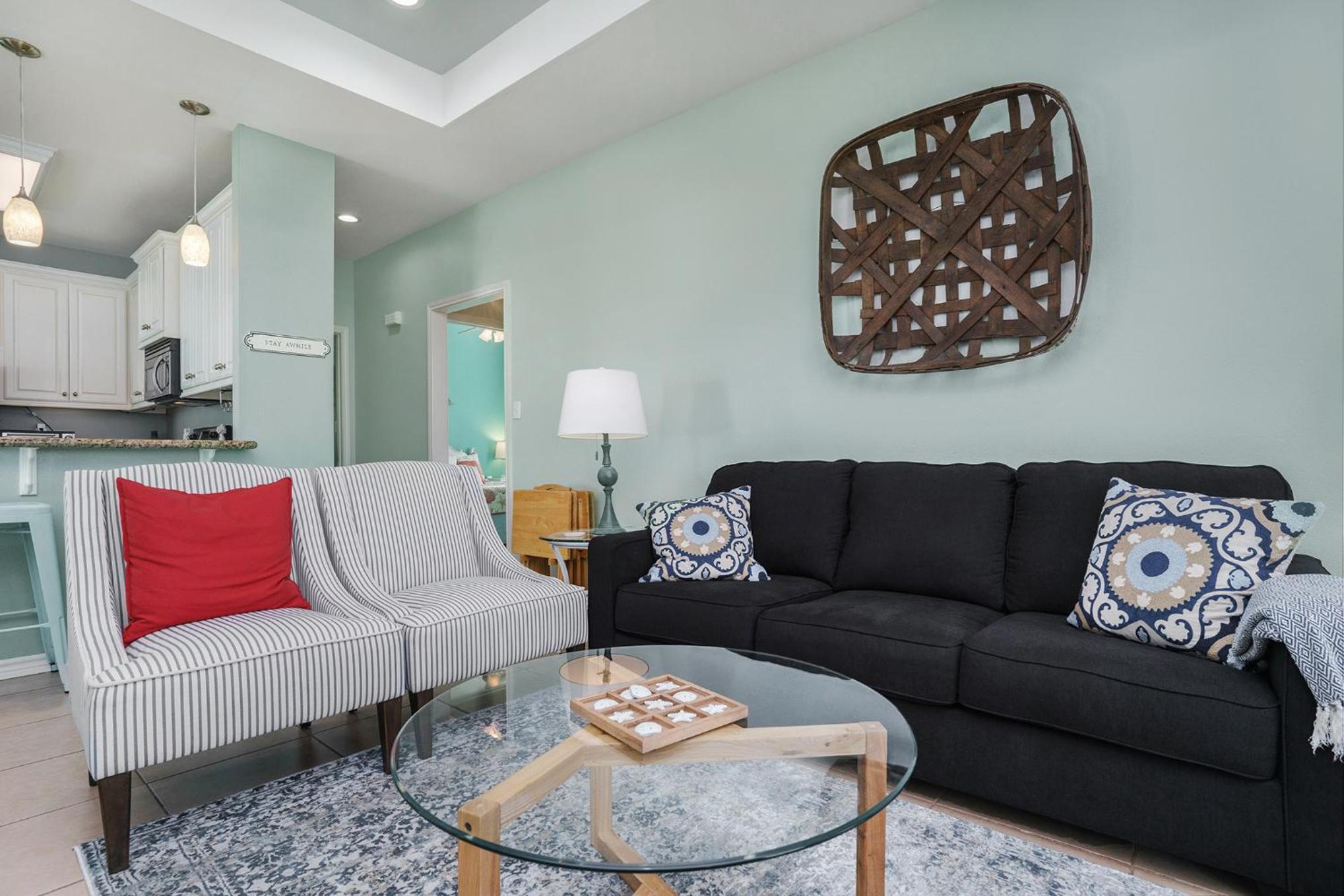Three-Bedroom House photo 1