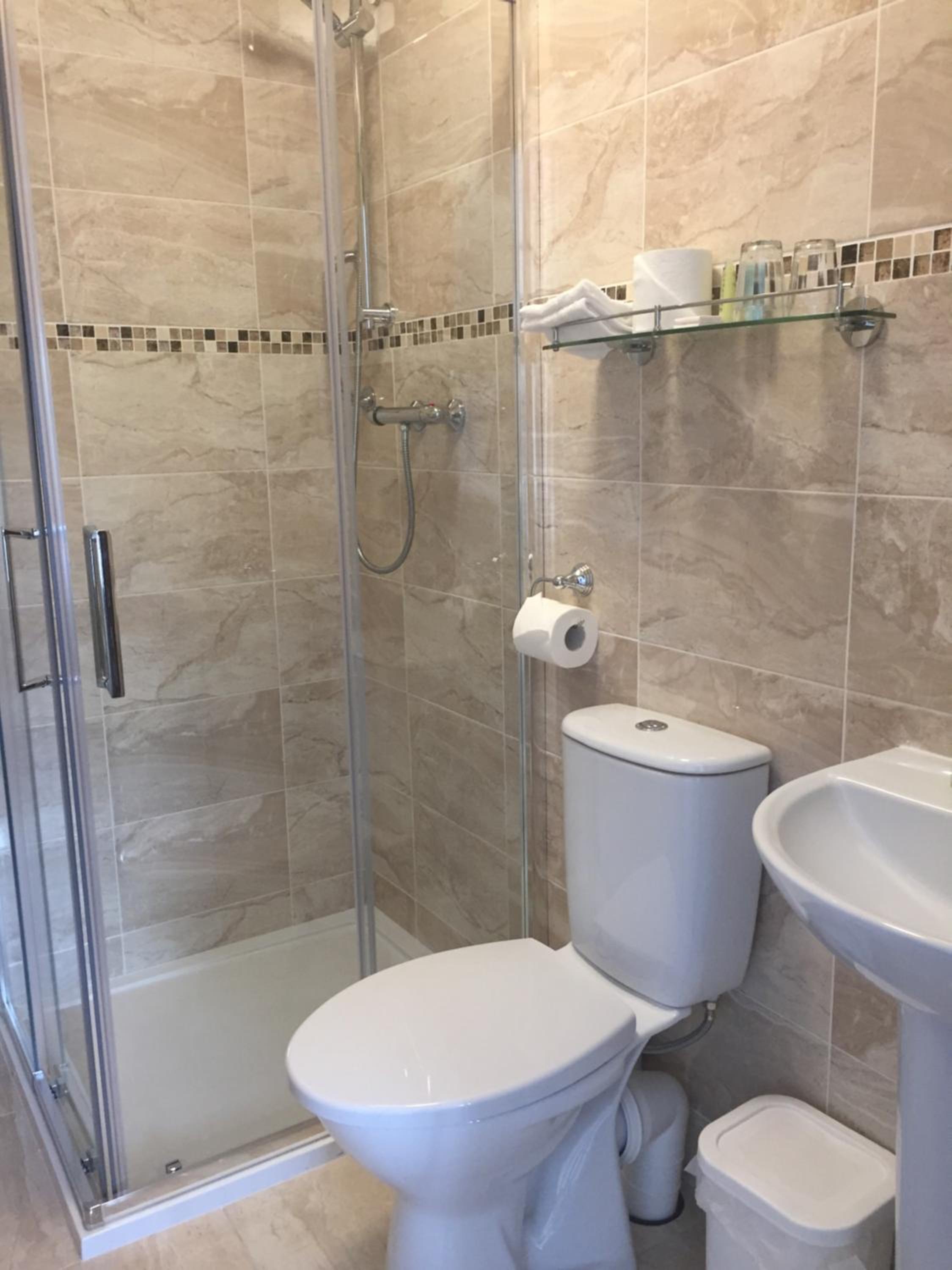 Triple Room with Shower - Photo 3