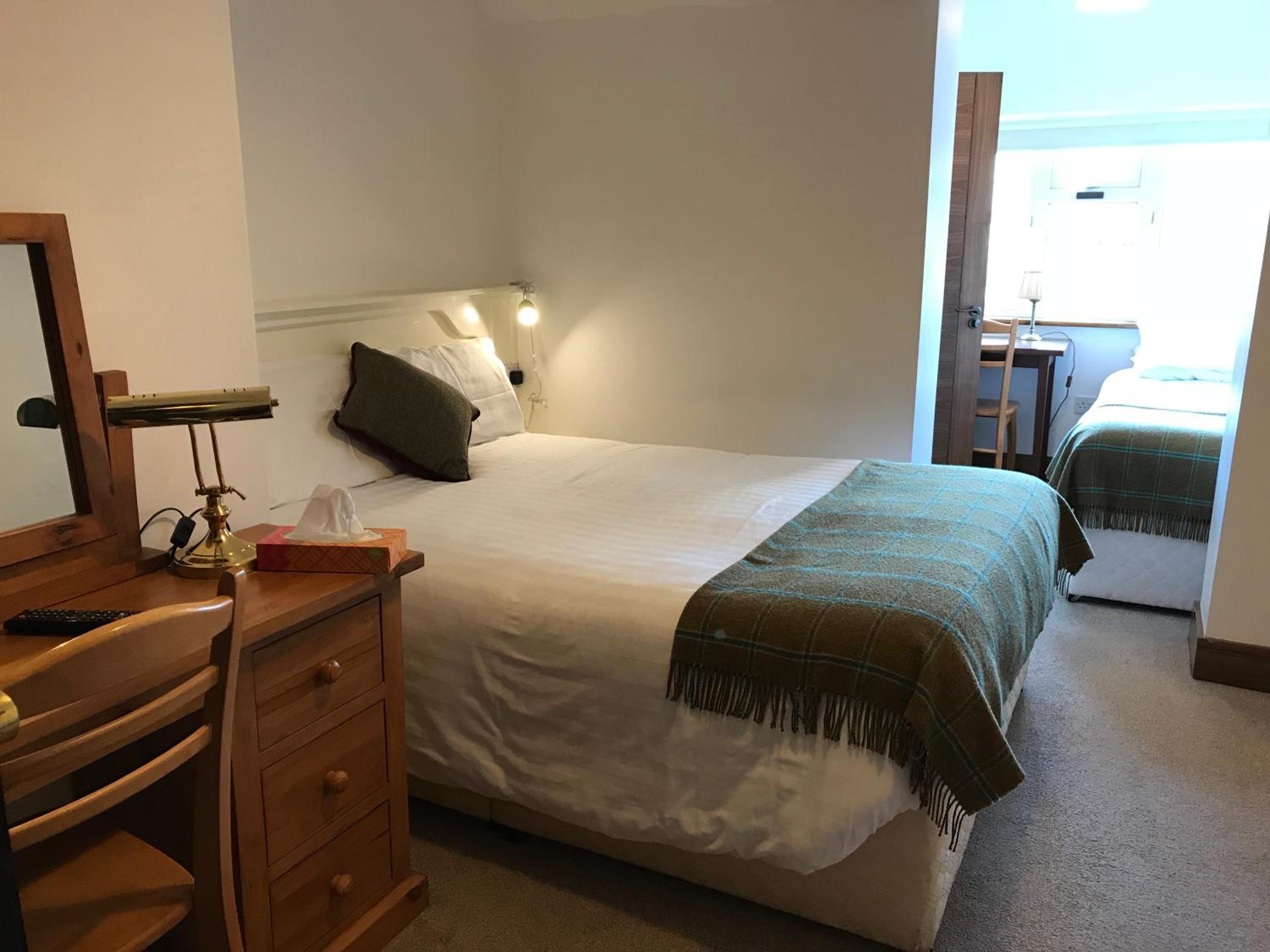 Triple Room with Shower - Photo 4
