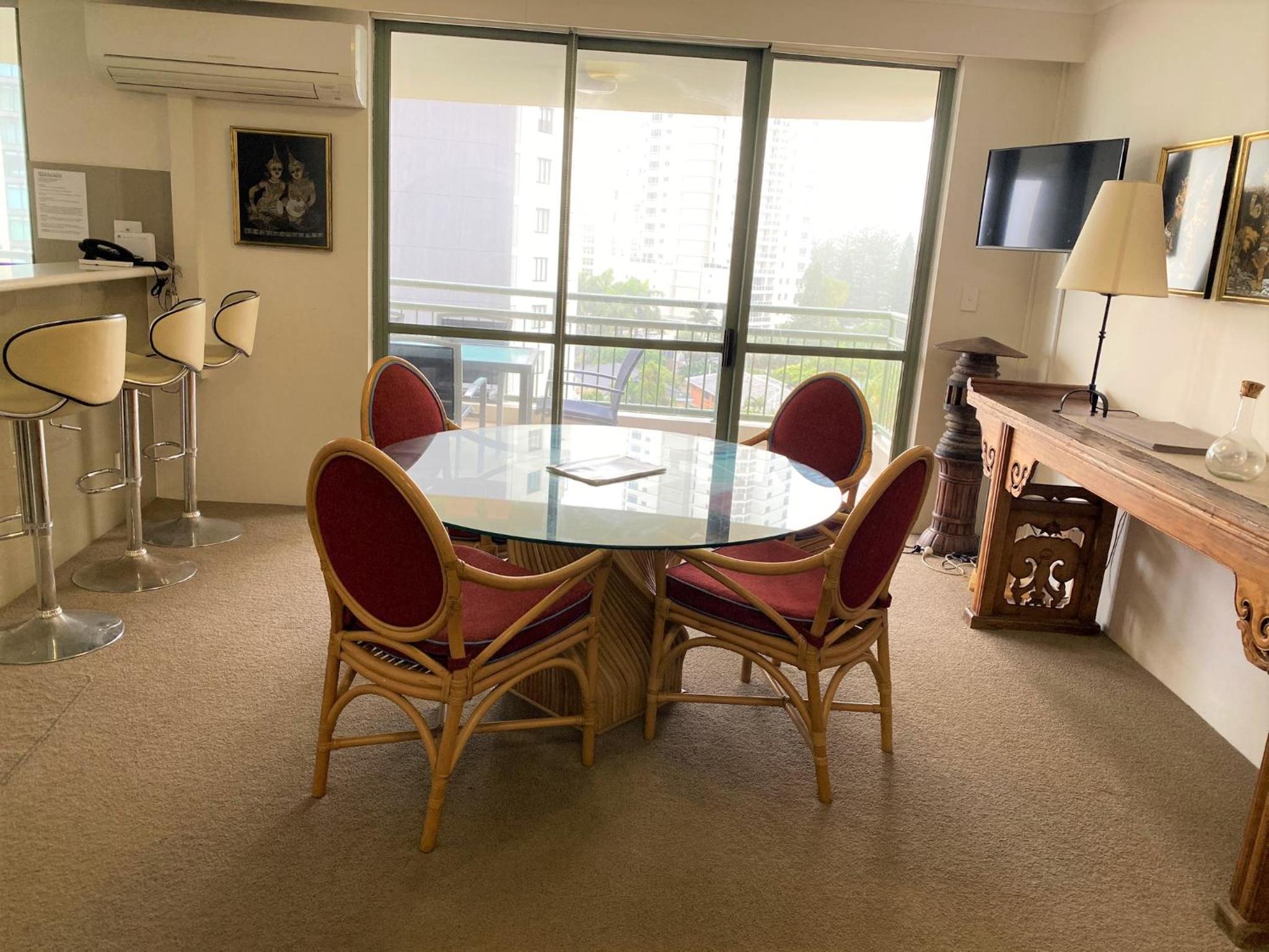 Two-Bedroom Apartment - Photo 2