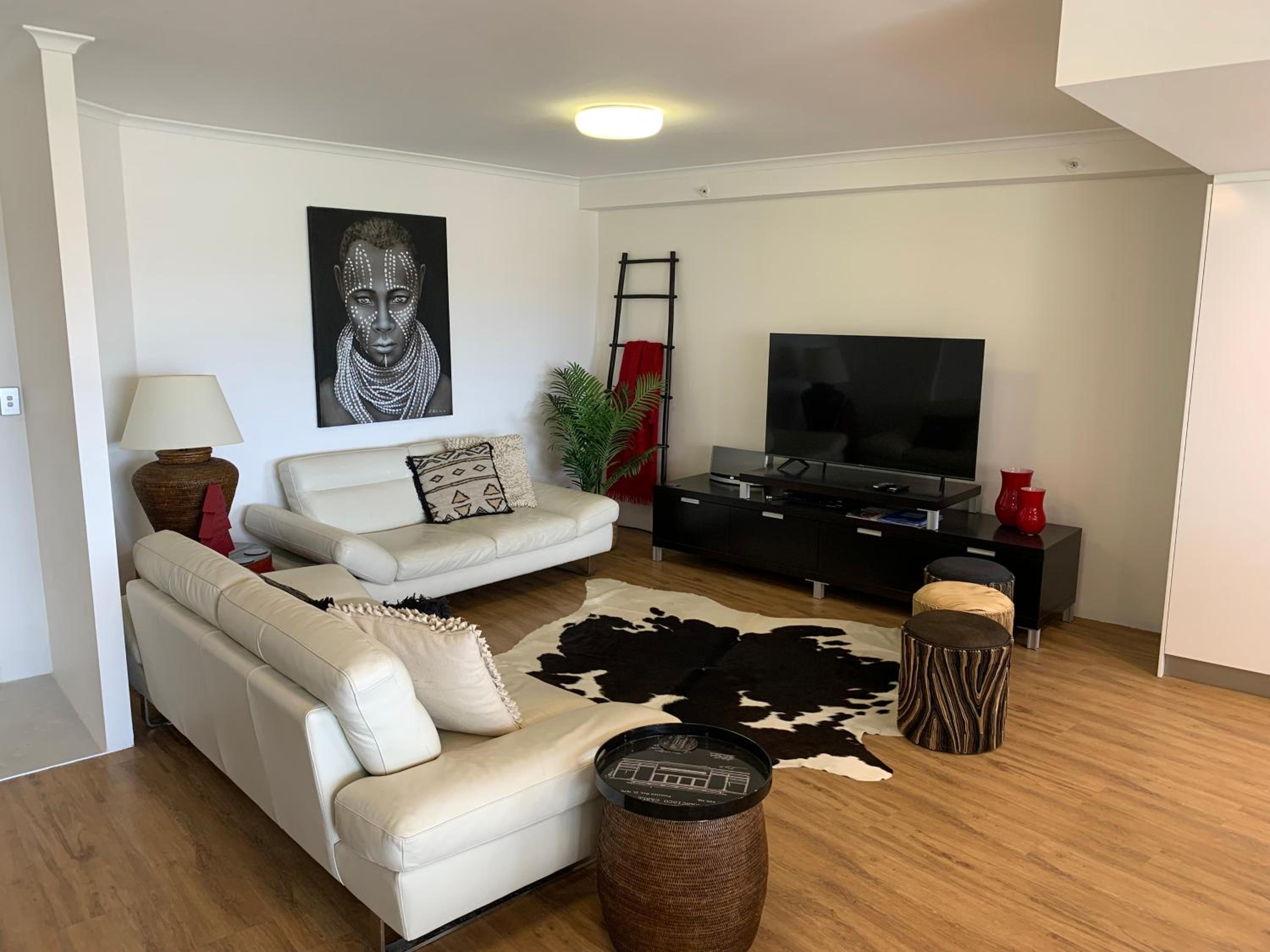 Superior Two-Bedroom Apartment - Photo 4