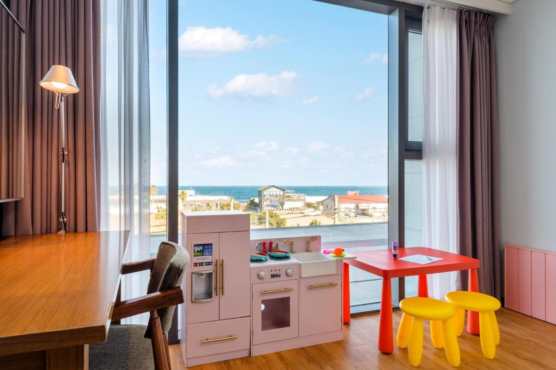 Kids Twin Ocean View photo 2