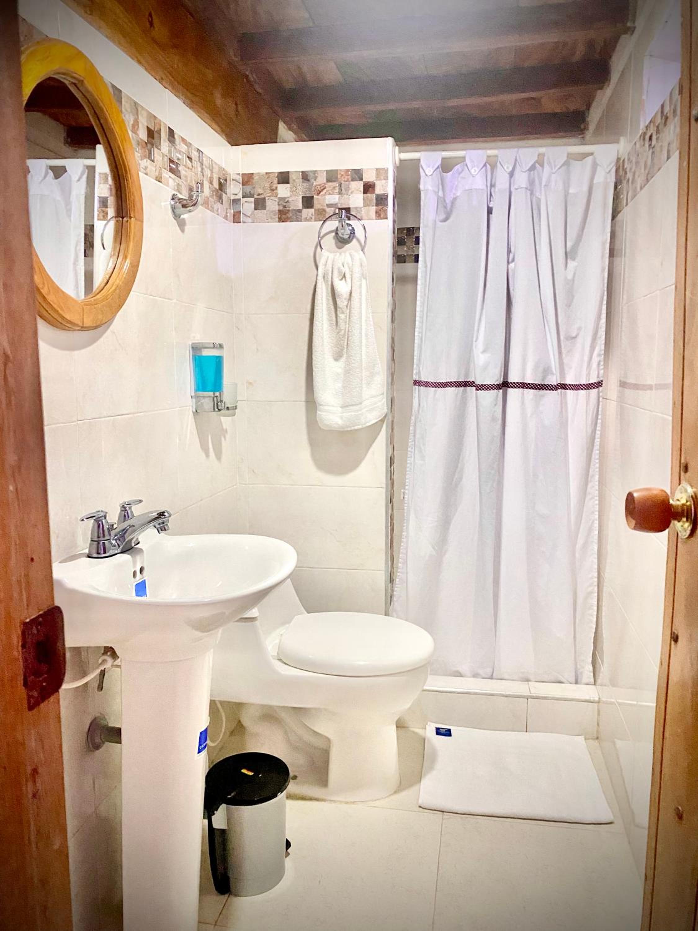 Triple Room with Private Bathroom photo 3