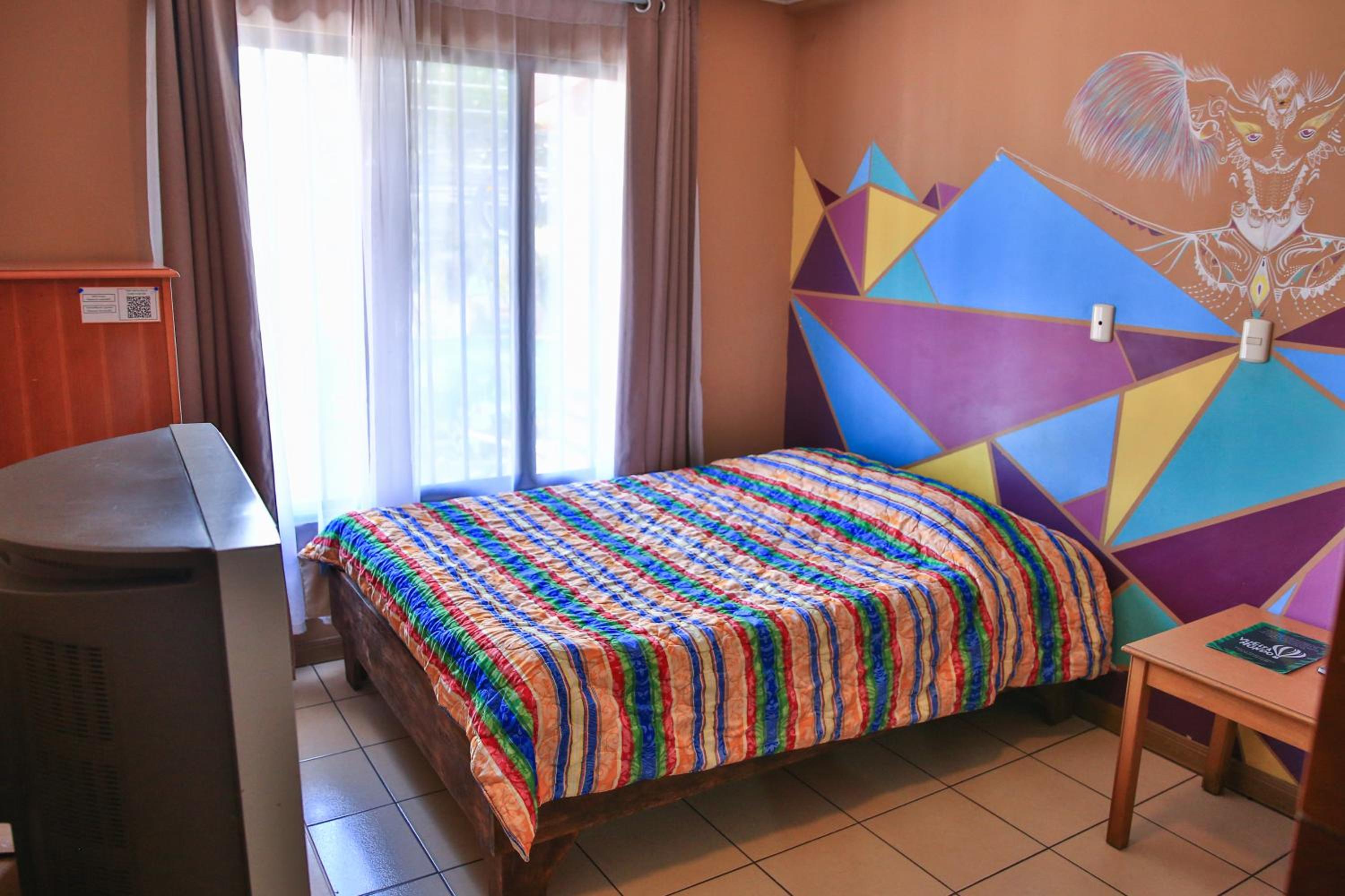 Economy Quadruple Room with Shared Bathroom photo 1