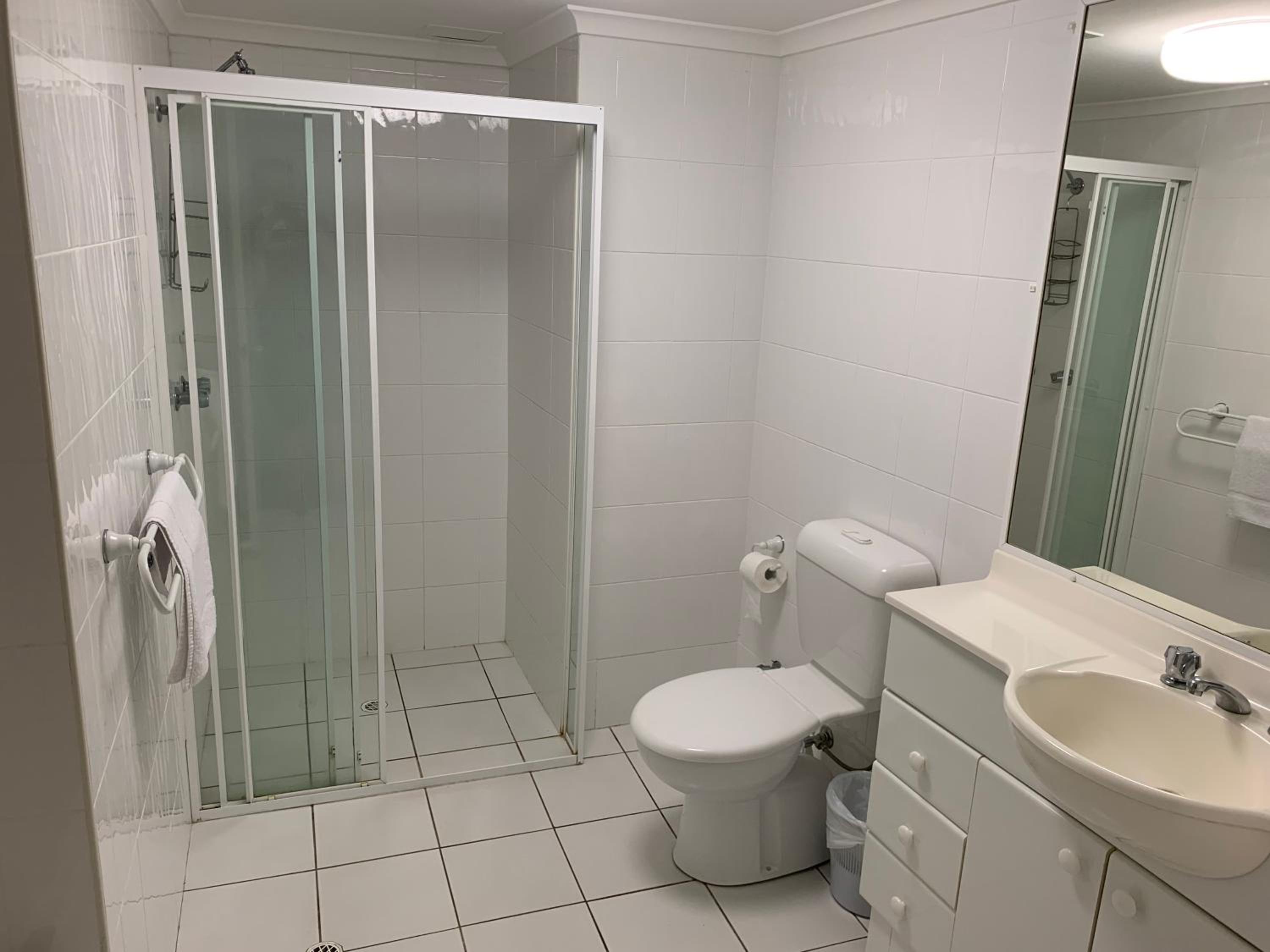 Two-Bedroom Apartment - Photo 12