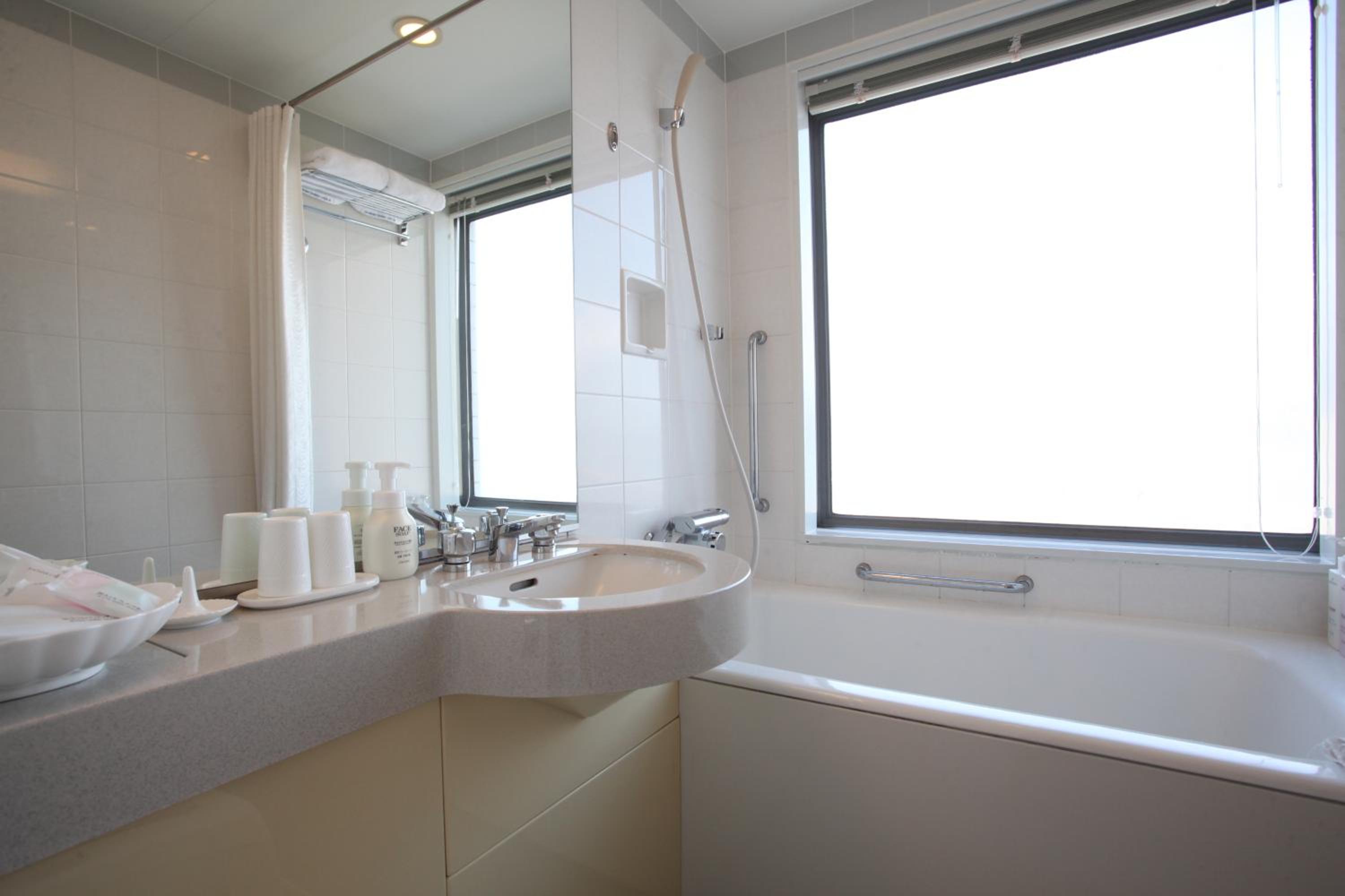 Standard Double Room - Non-Smoking - Photo 7
