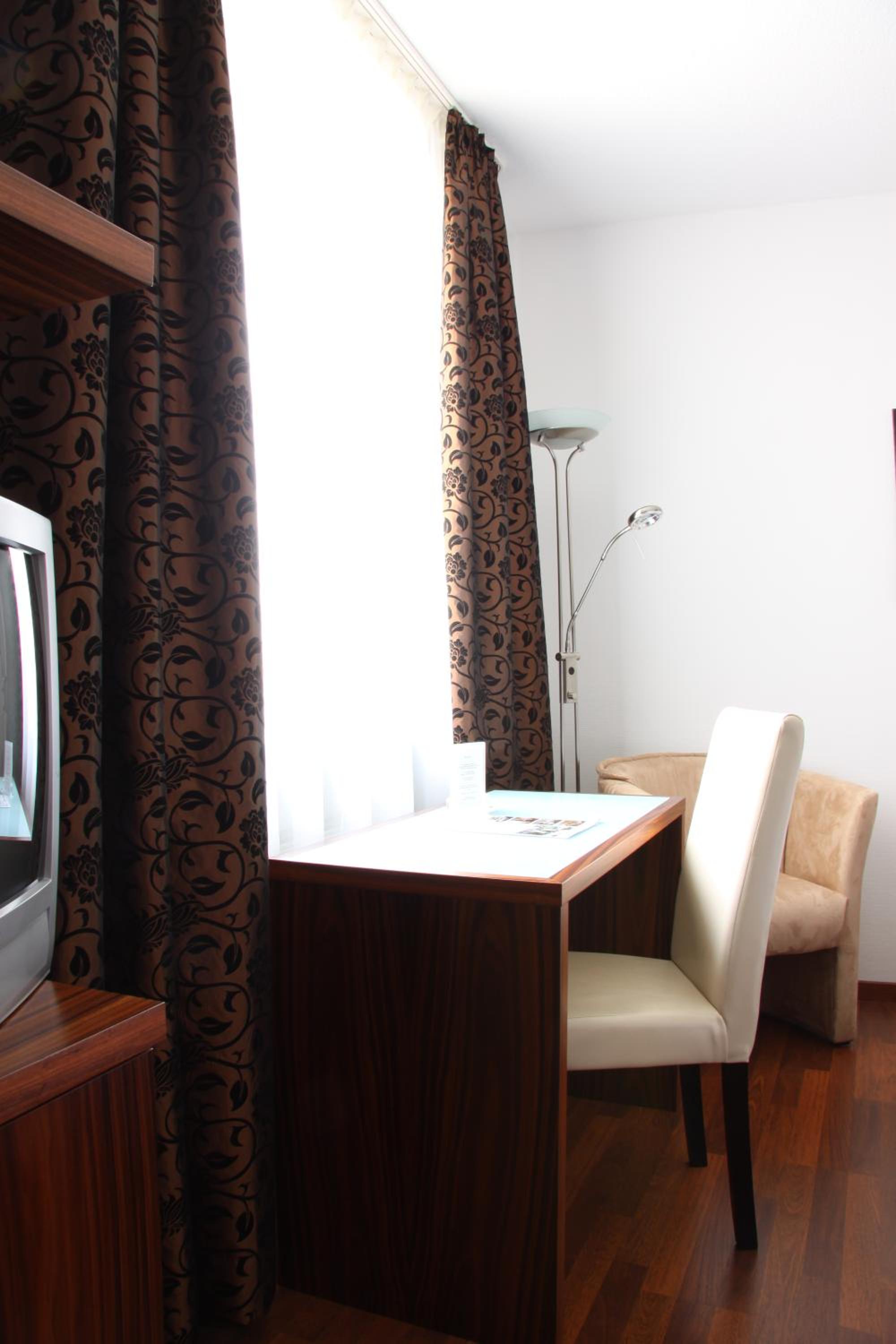 Comfort Double Room - Photo 6