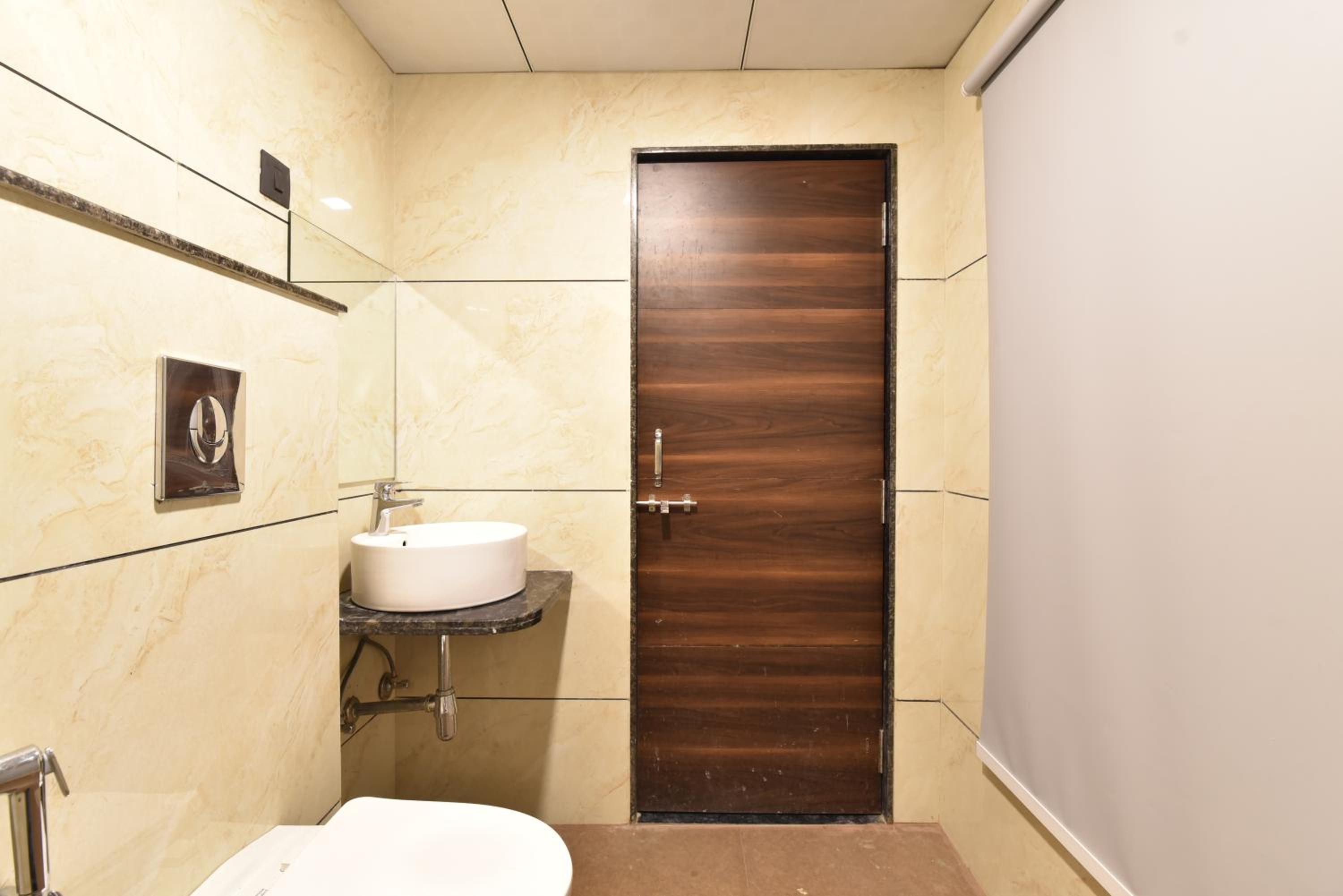 Deluxe Family Suite - Photo 3