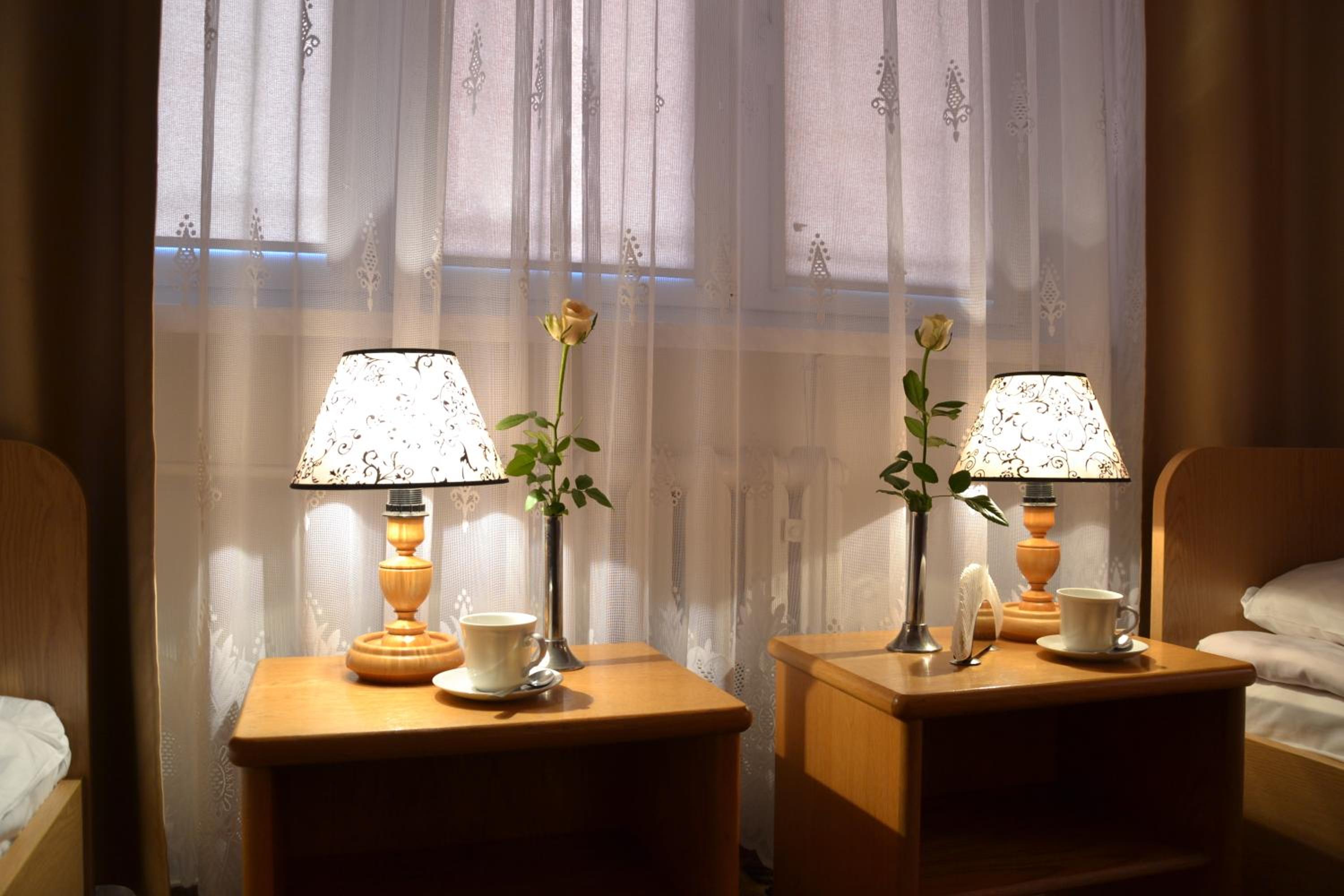 Twin Room - Photo 3