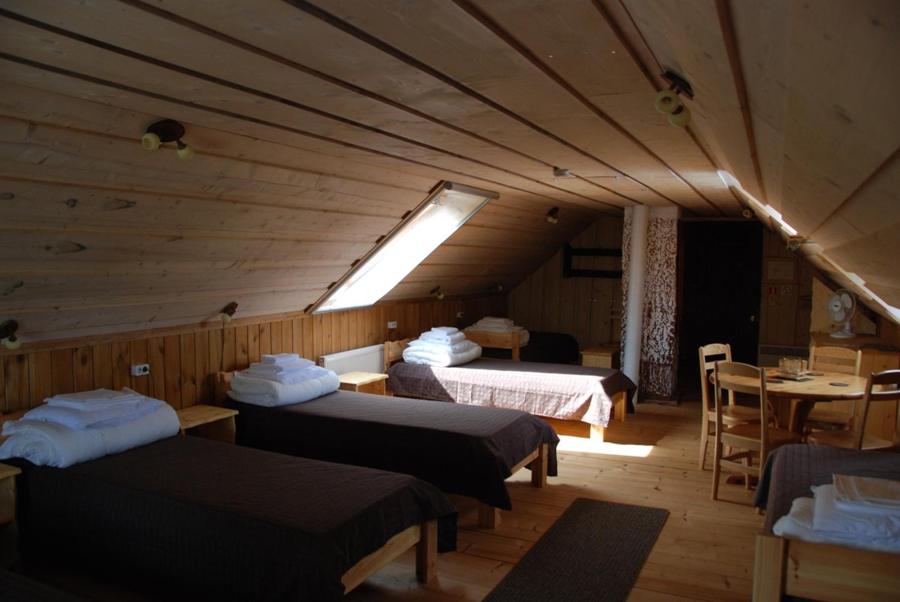 Bed in 6-Bed Mixed Dormitory Room photo 3