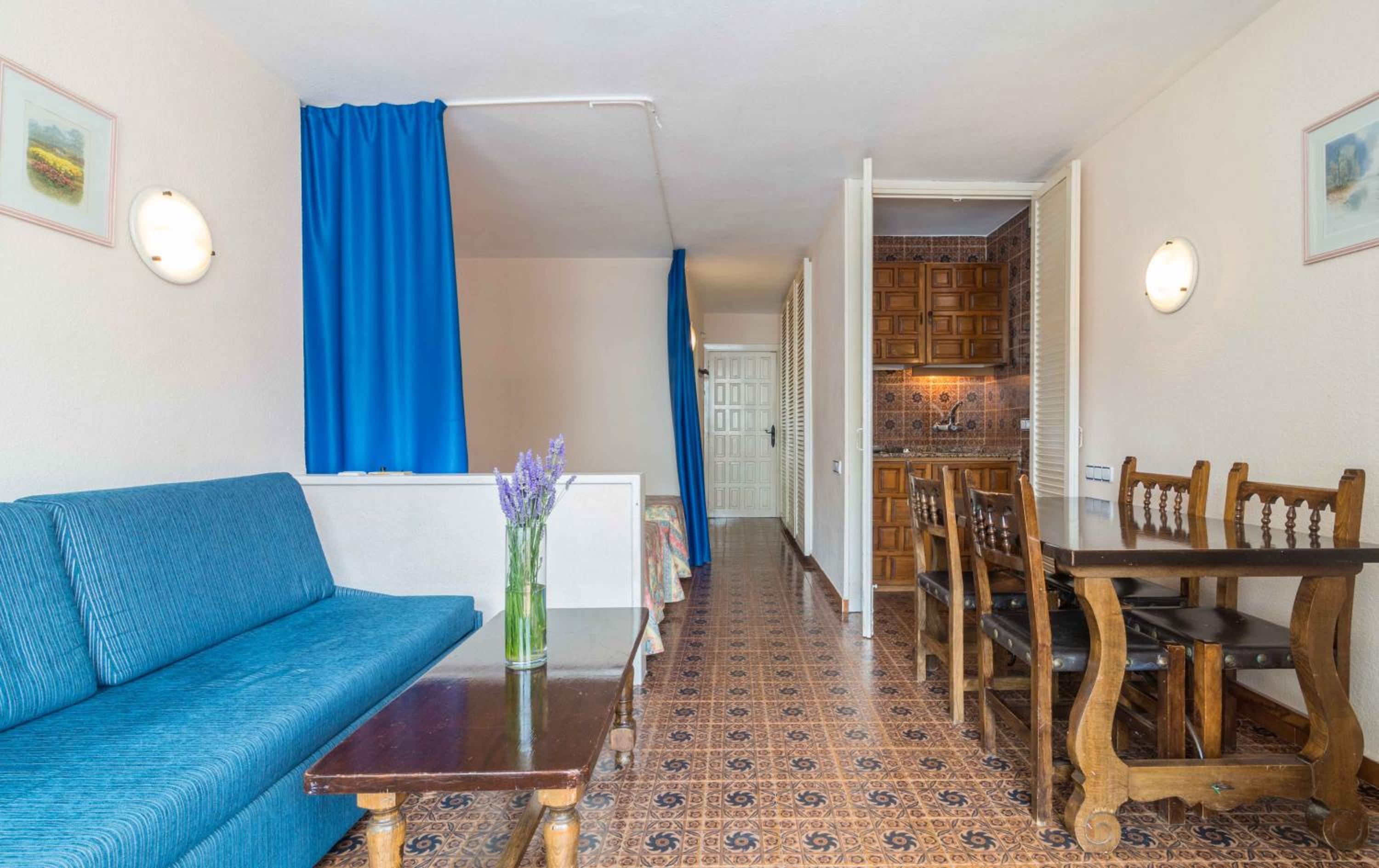 Standard Studio (4 Adults) - Photo 4