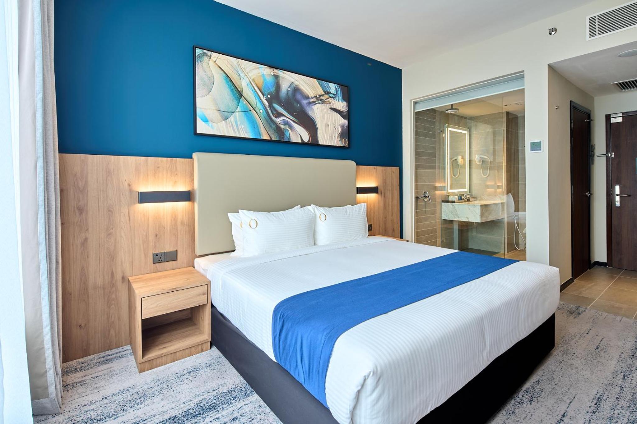 Superior King Room - Photo 8