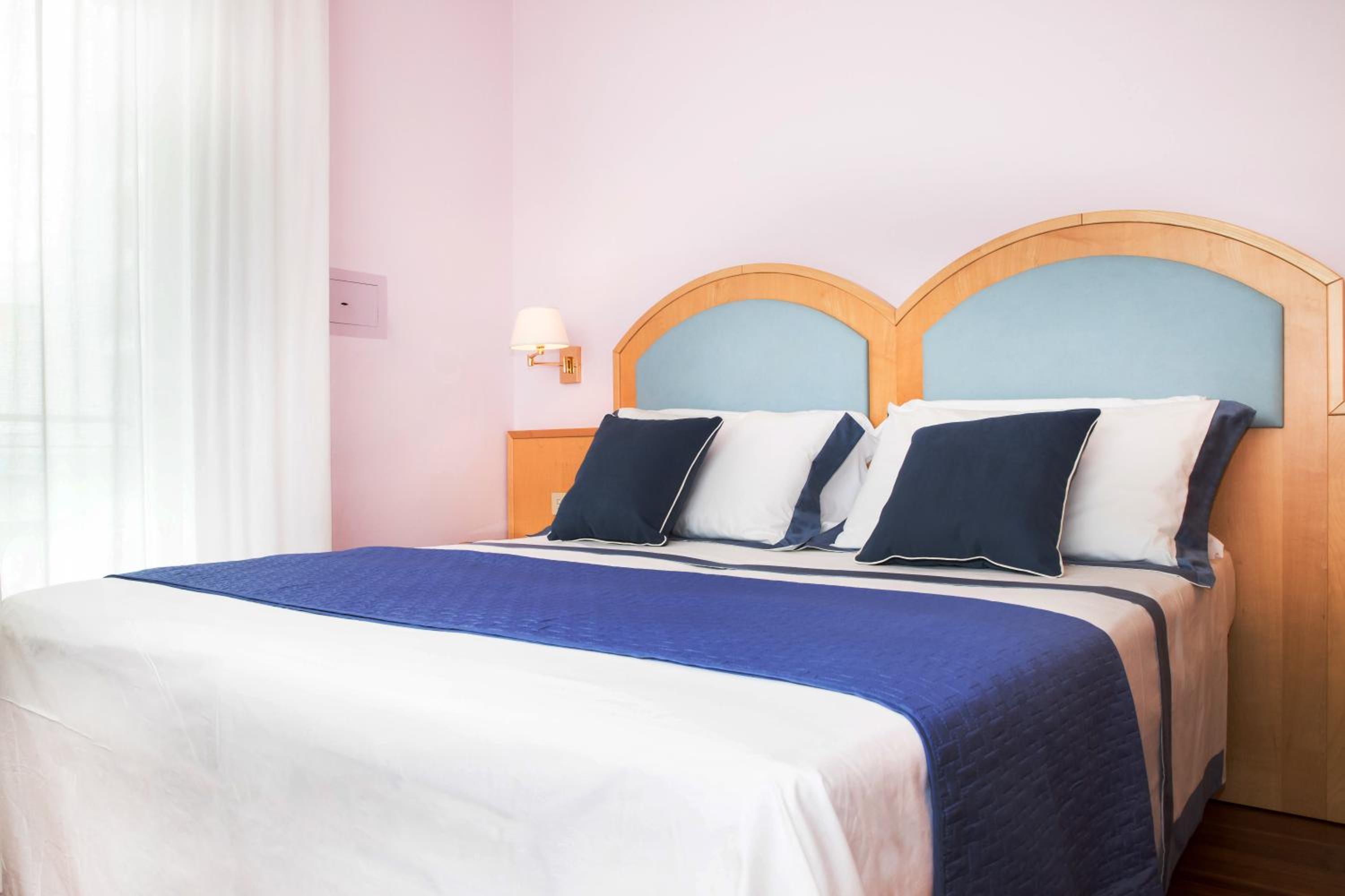 Classic Double Room - Photo 3