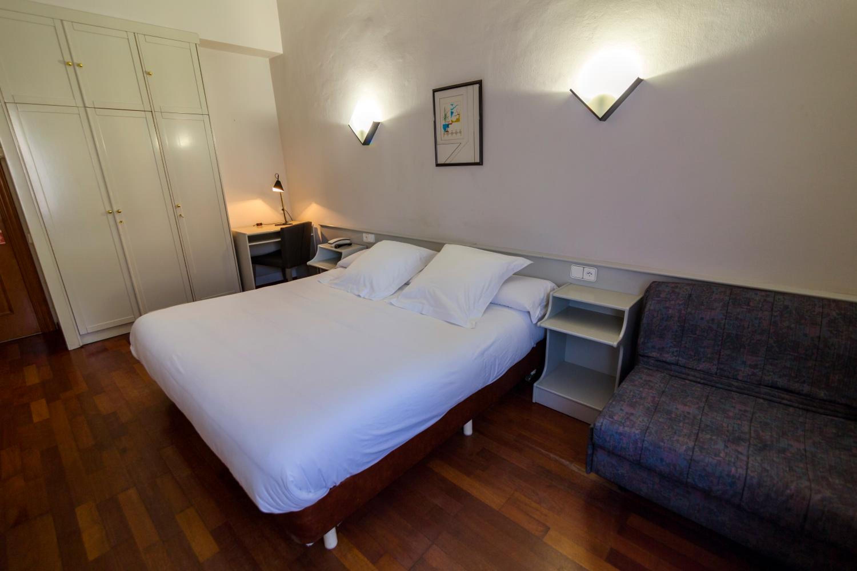 Habitación Doble o con Dos Camas