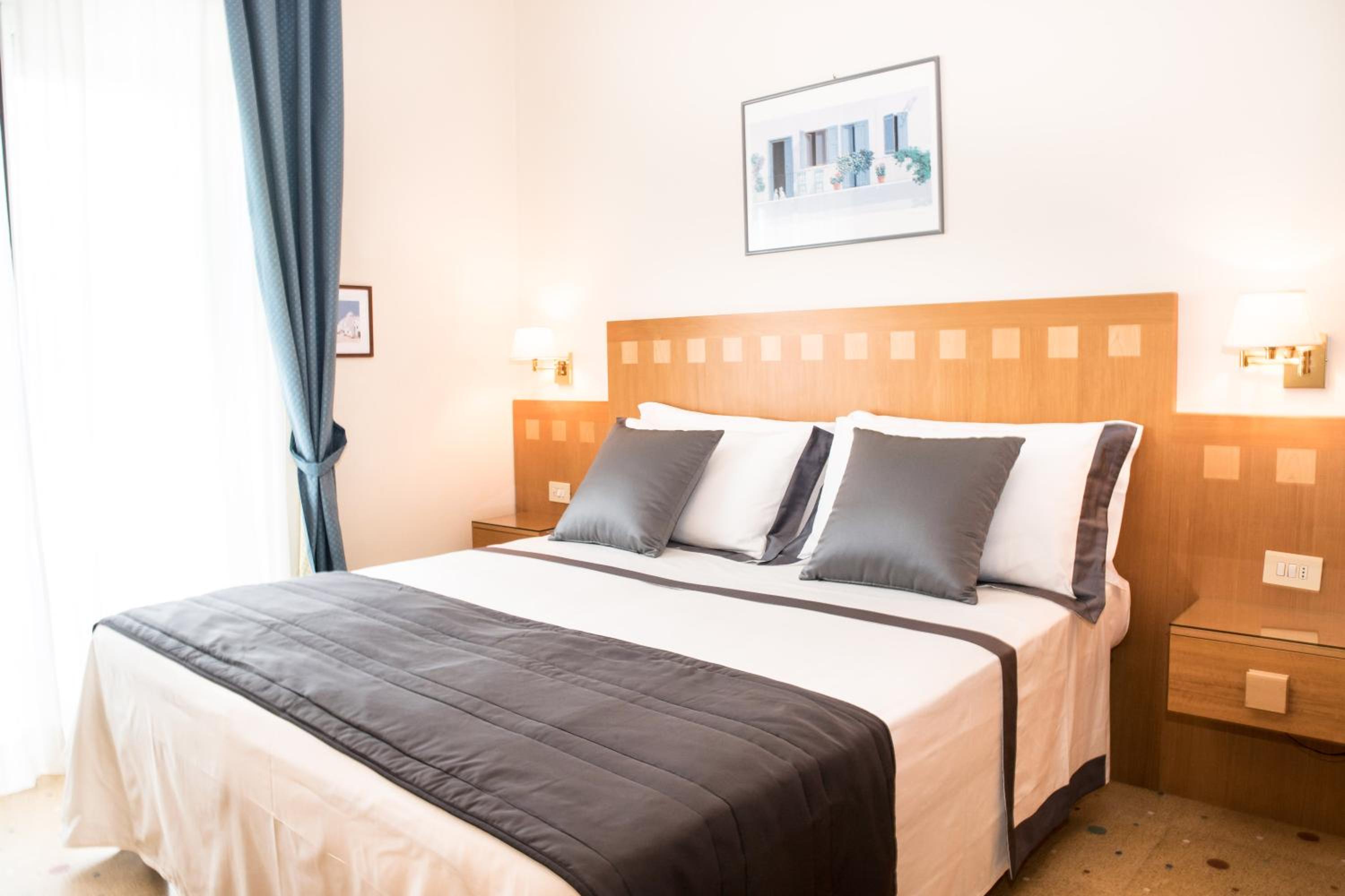 Superior Triple Room - Photo 1