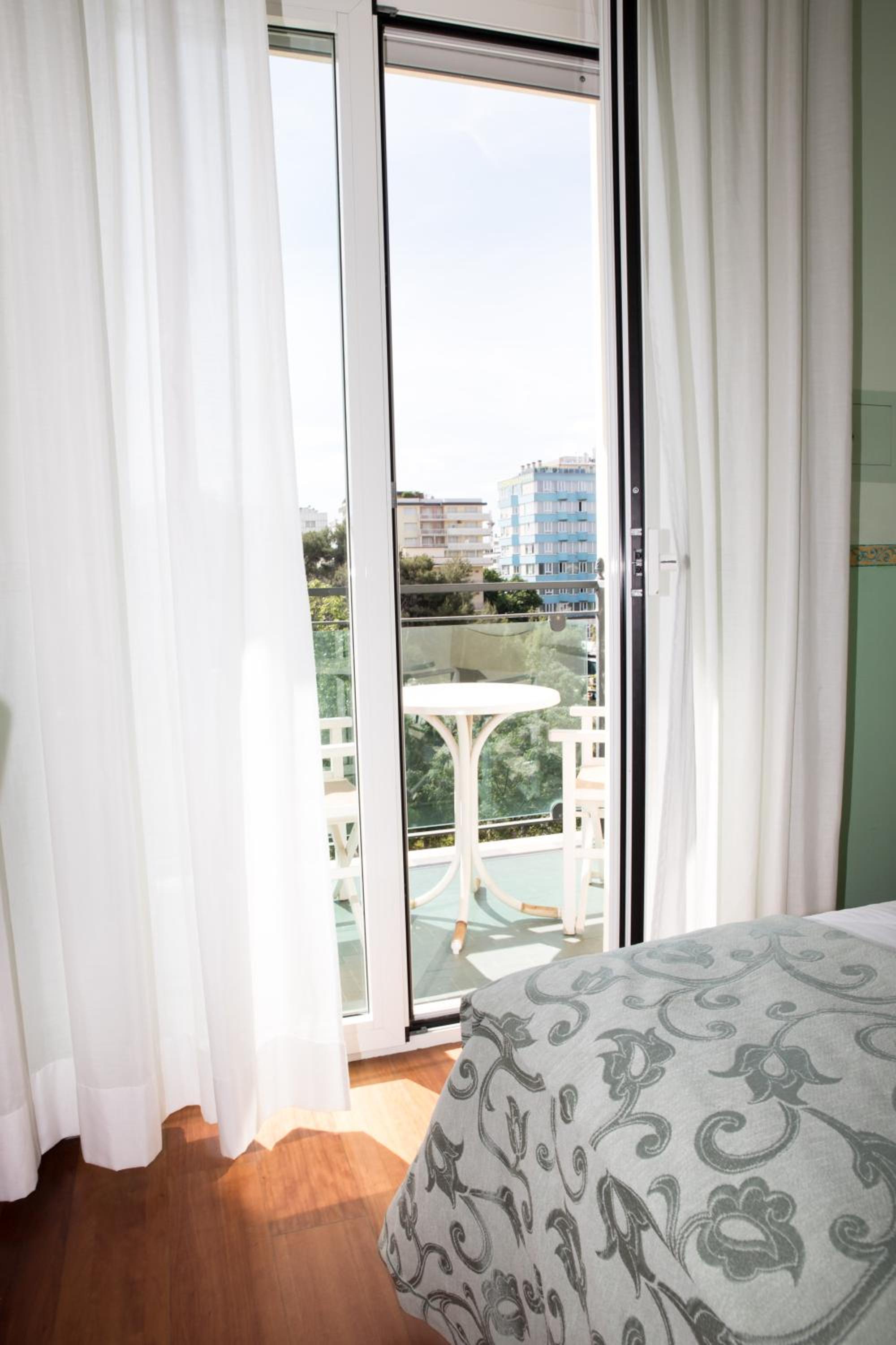 Superior Double Room - Photo 3